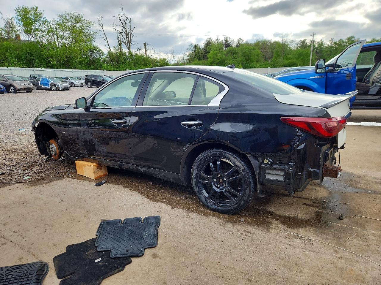 2015 Infiniti Q50 Premium Black vin: JN1BV7AR9FM417735