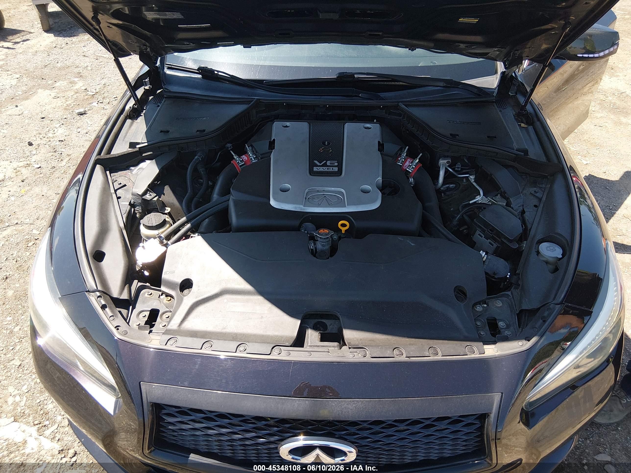 2015 Infiniti Q50 Premium Black vin: JN1BV7AR9FM418402