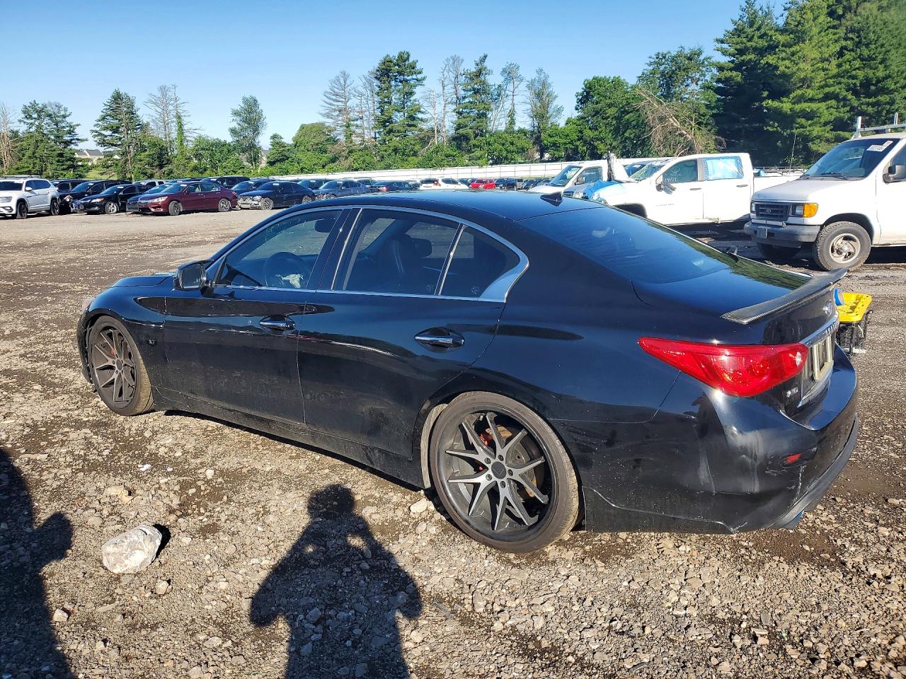 2015 Infiniti Q50 Premium Black vin: JN1BV7AR9FM421879