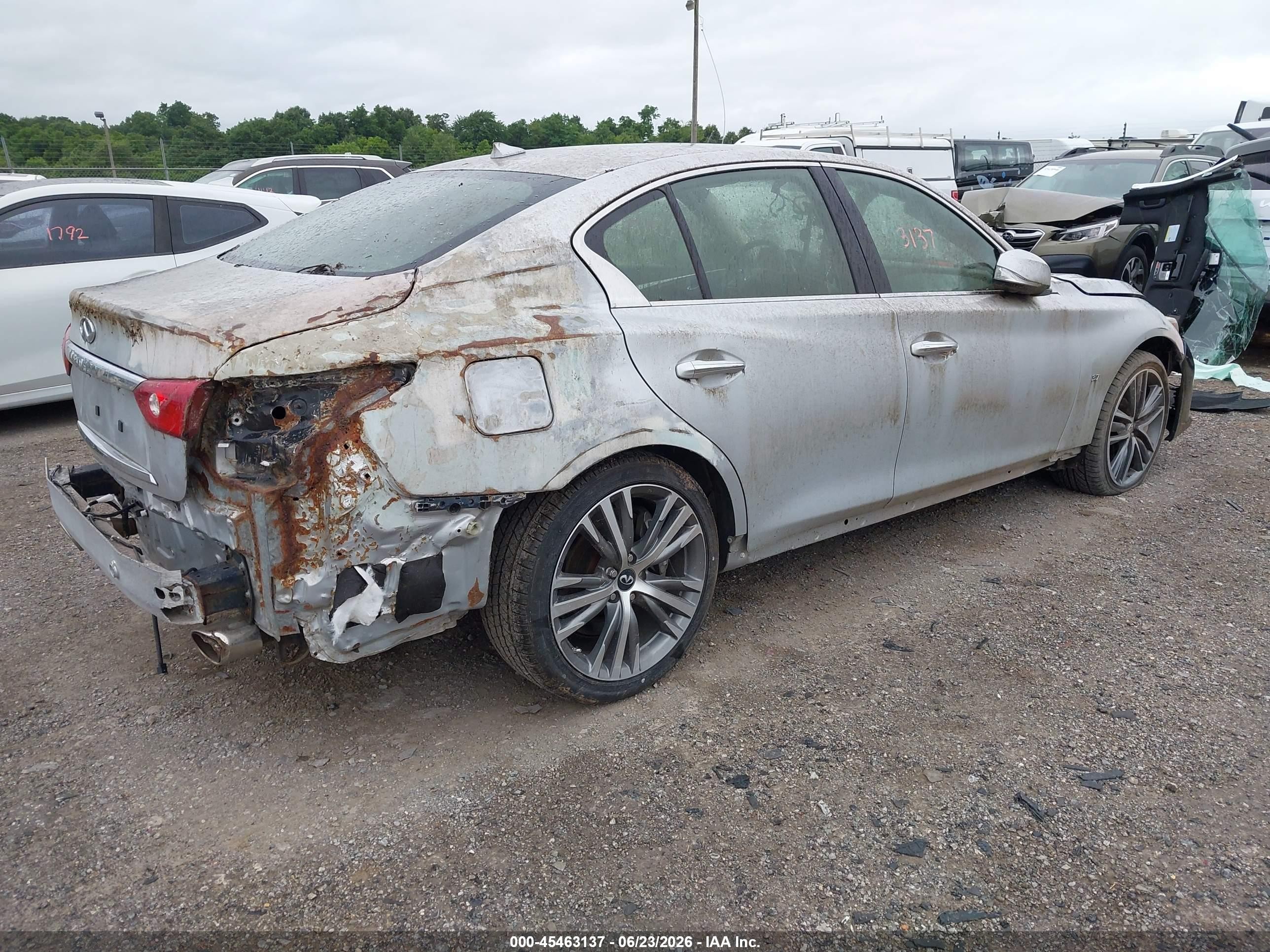 2014 Infiniti Q50 Sport Silver vin: JN1BV7ARXEM689970