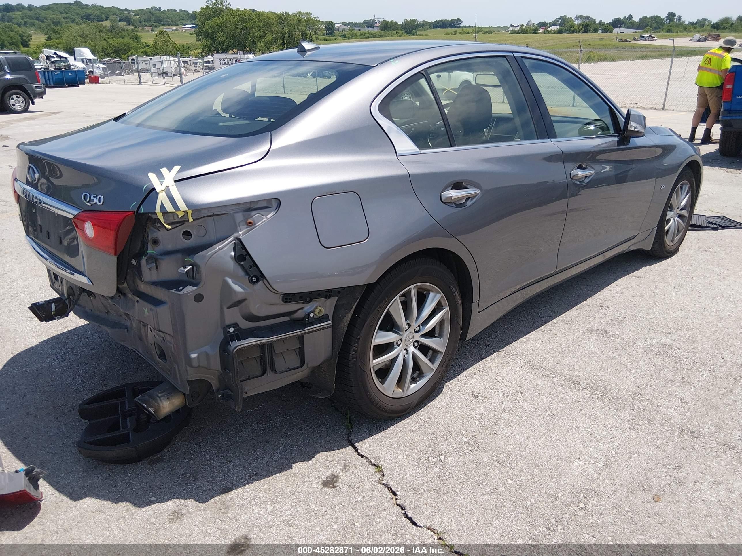 2014 Infiniti Q50 Premium Silver vin: JN1BV7ARXEM702300