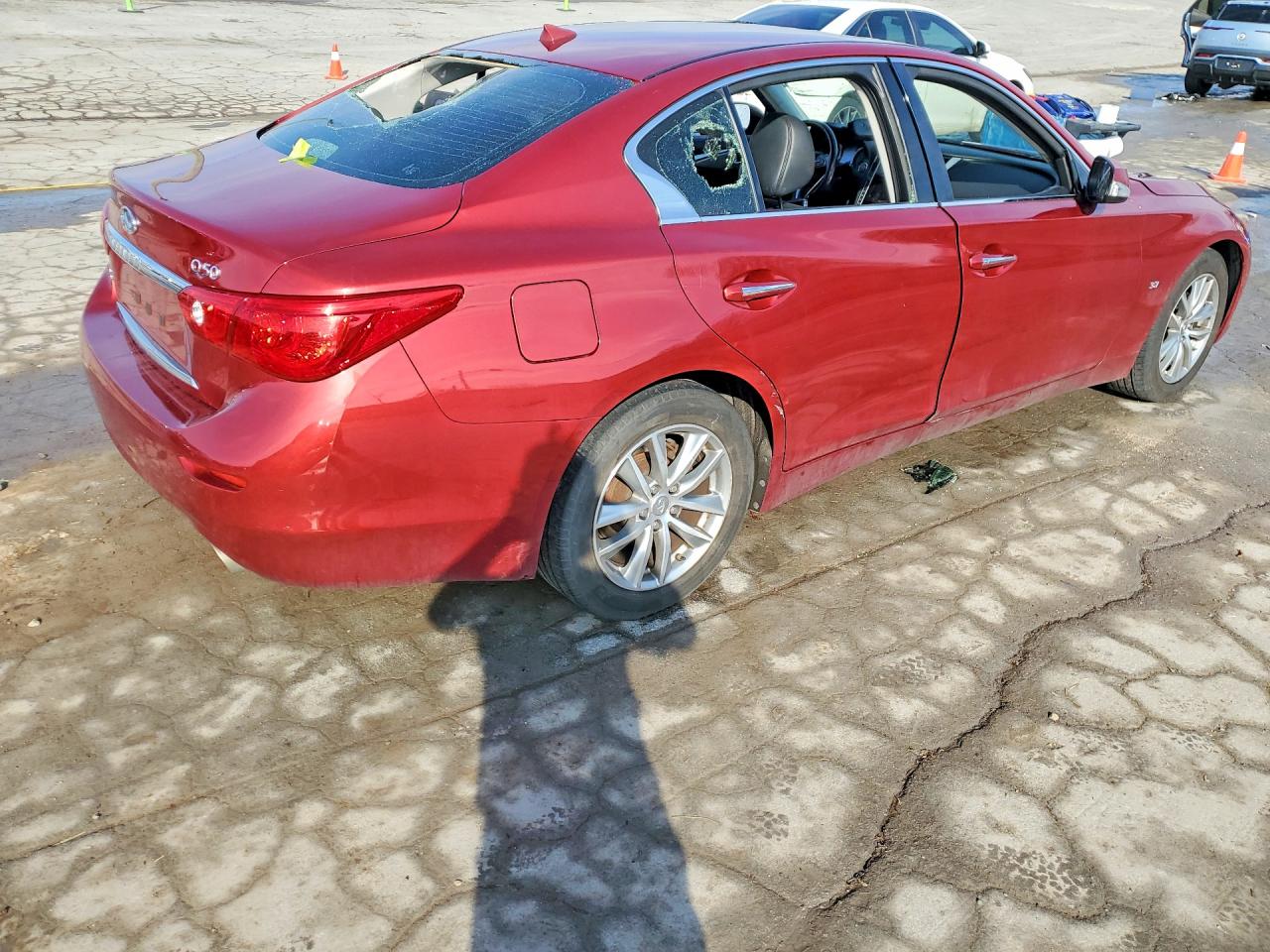 2014 Infiniti Q50 Base Maroon vin: JN1BV7ARXEM704998
