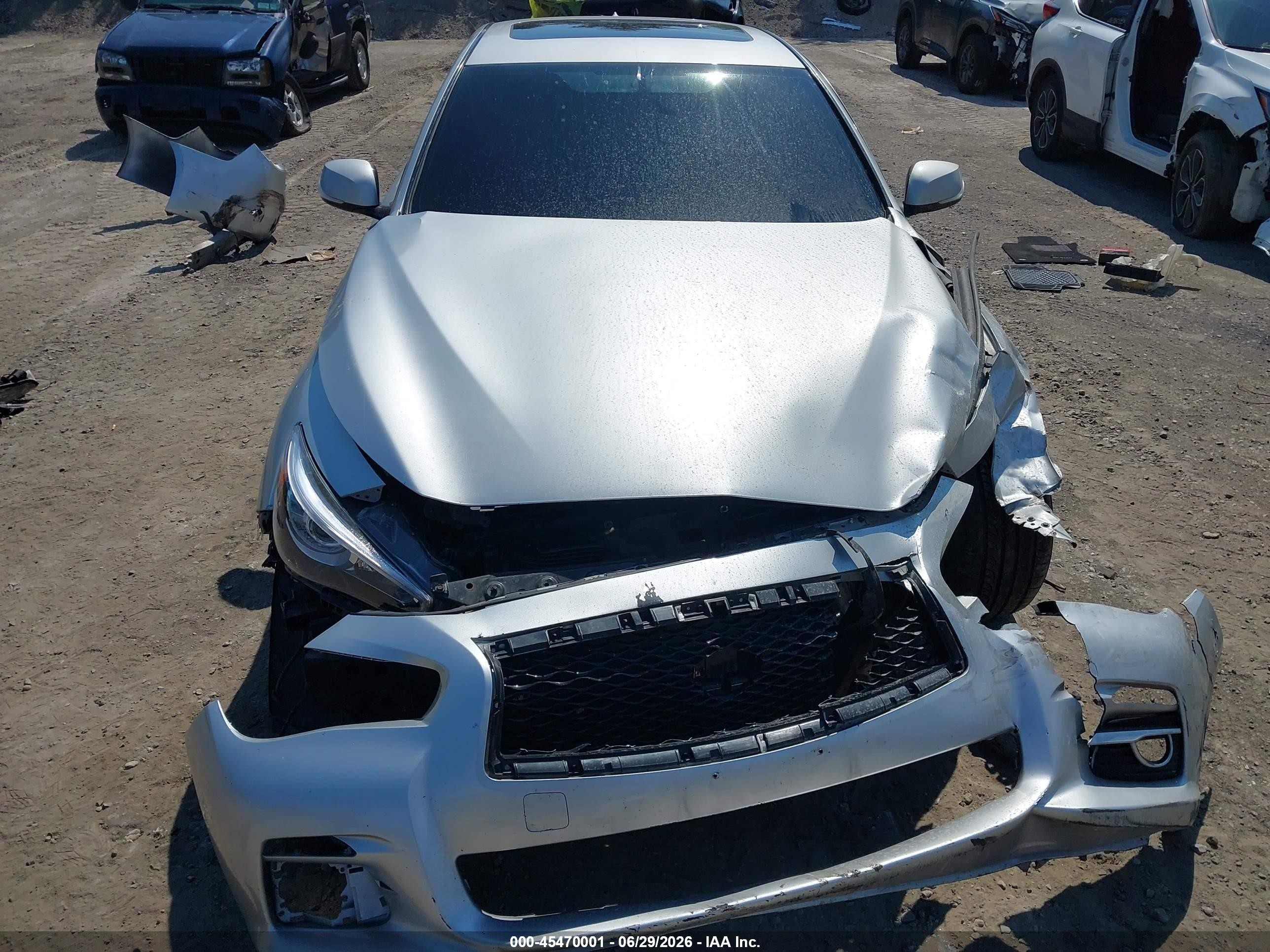 2015 Infiniti Q50   Silver vin: JN1BV7ARXFM401236