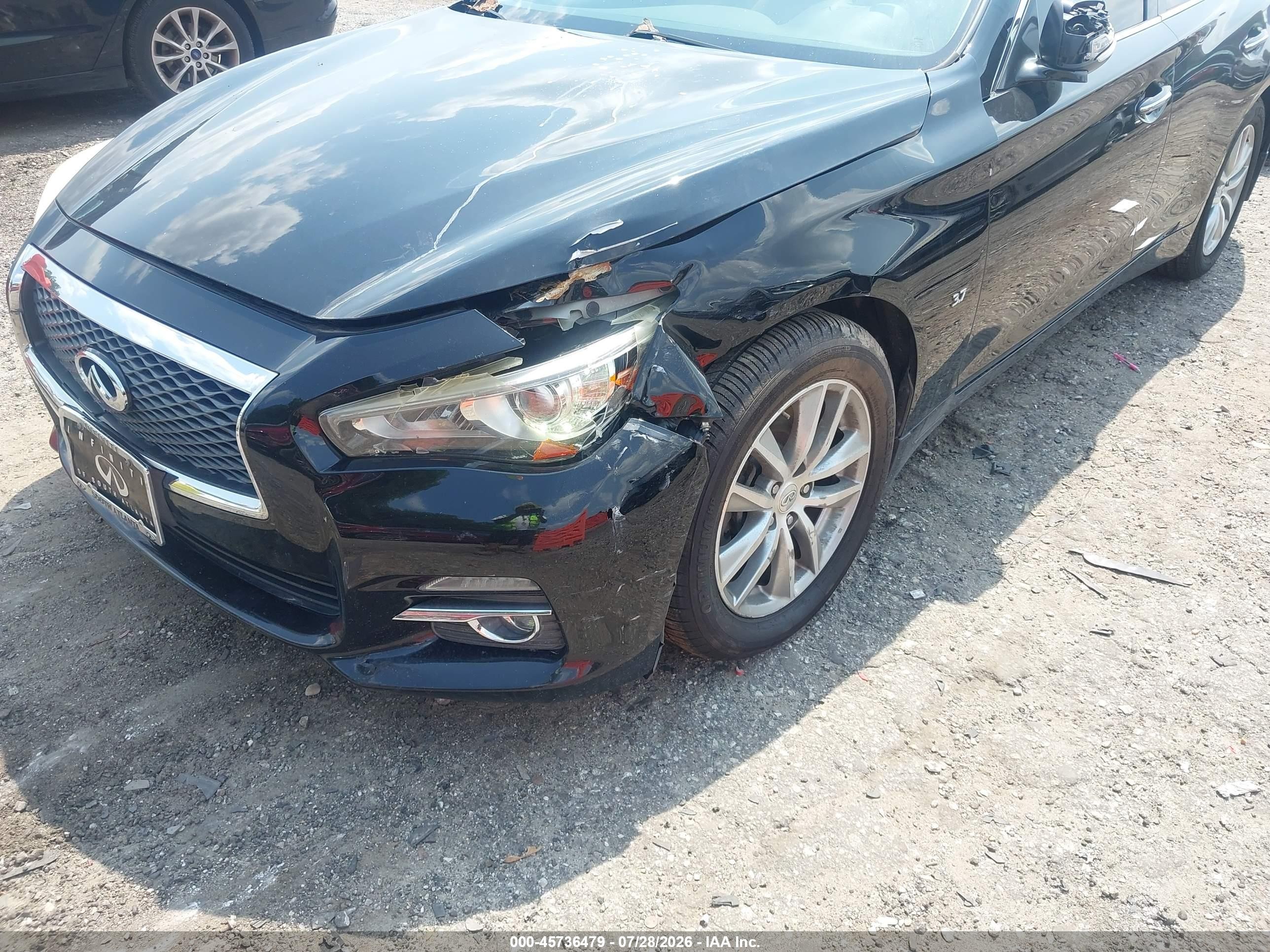 2015 Infiniti Q50 Premium Черный vin: JN1BV7ARXFM403844