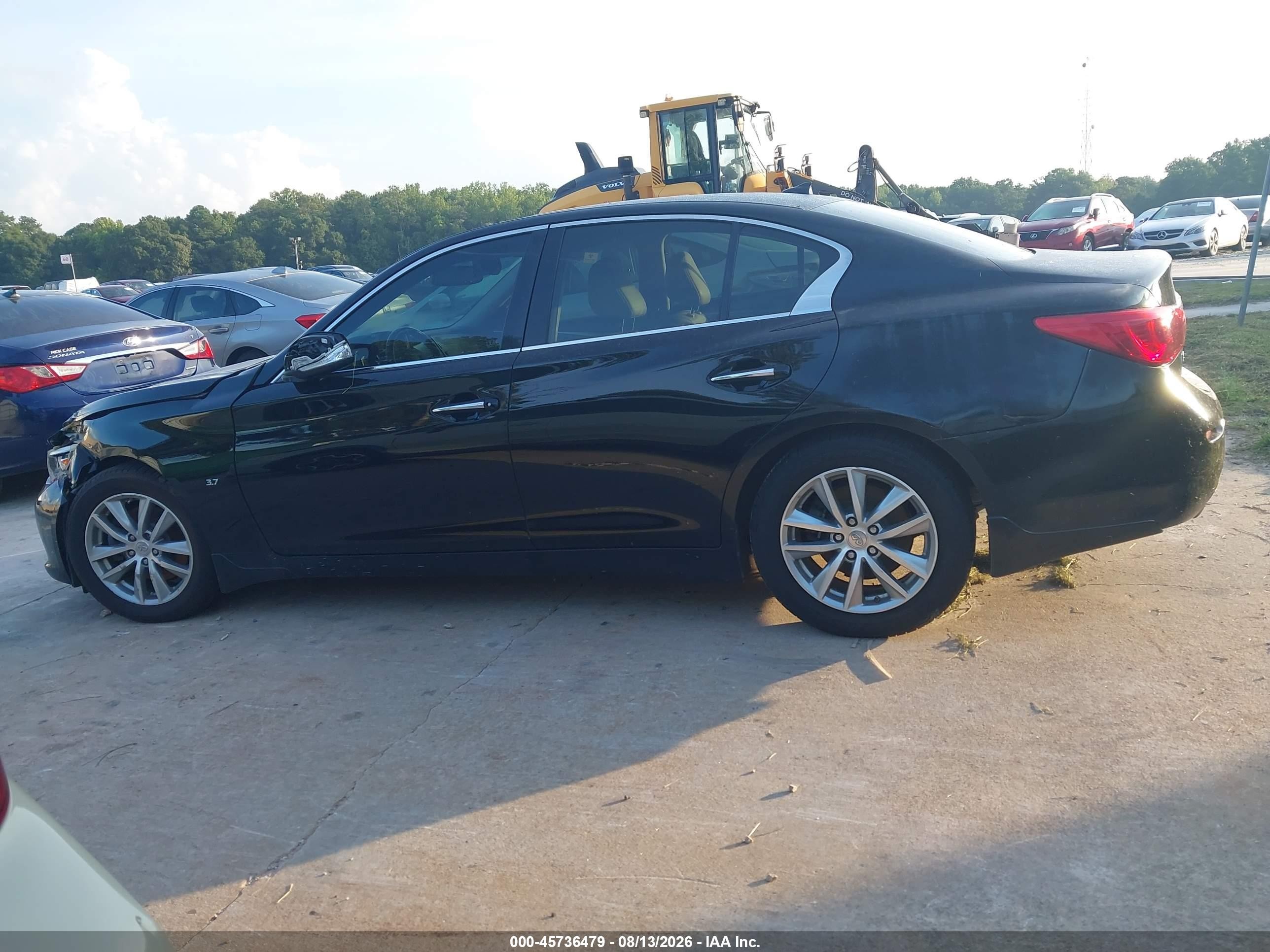 2015 Infiniti Q50 Premium Черный vin: JN1BV7ARXFM403844
