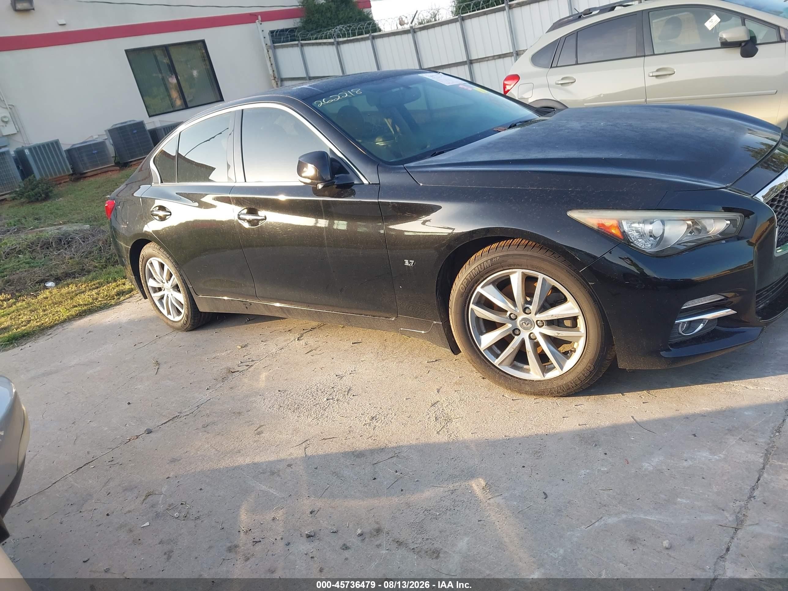 2015 Infiniti Q50 Premium Черный vin: JN1BV7ARXFM403844