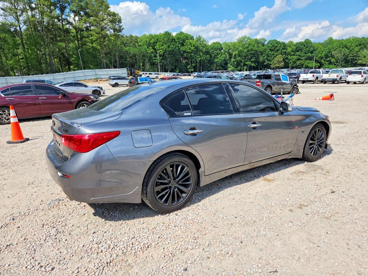 2015 Infiniti Q50 Premium Gray vin: JN1BV7ARXFM410549