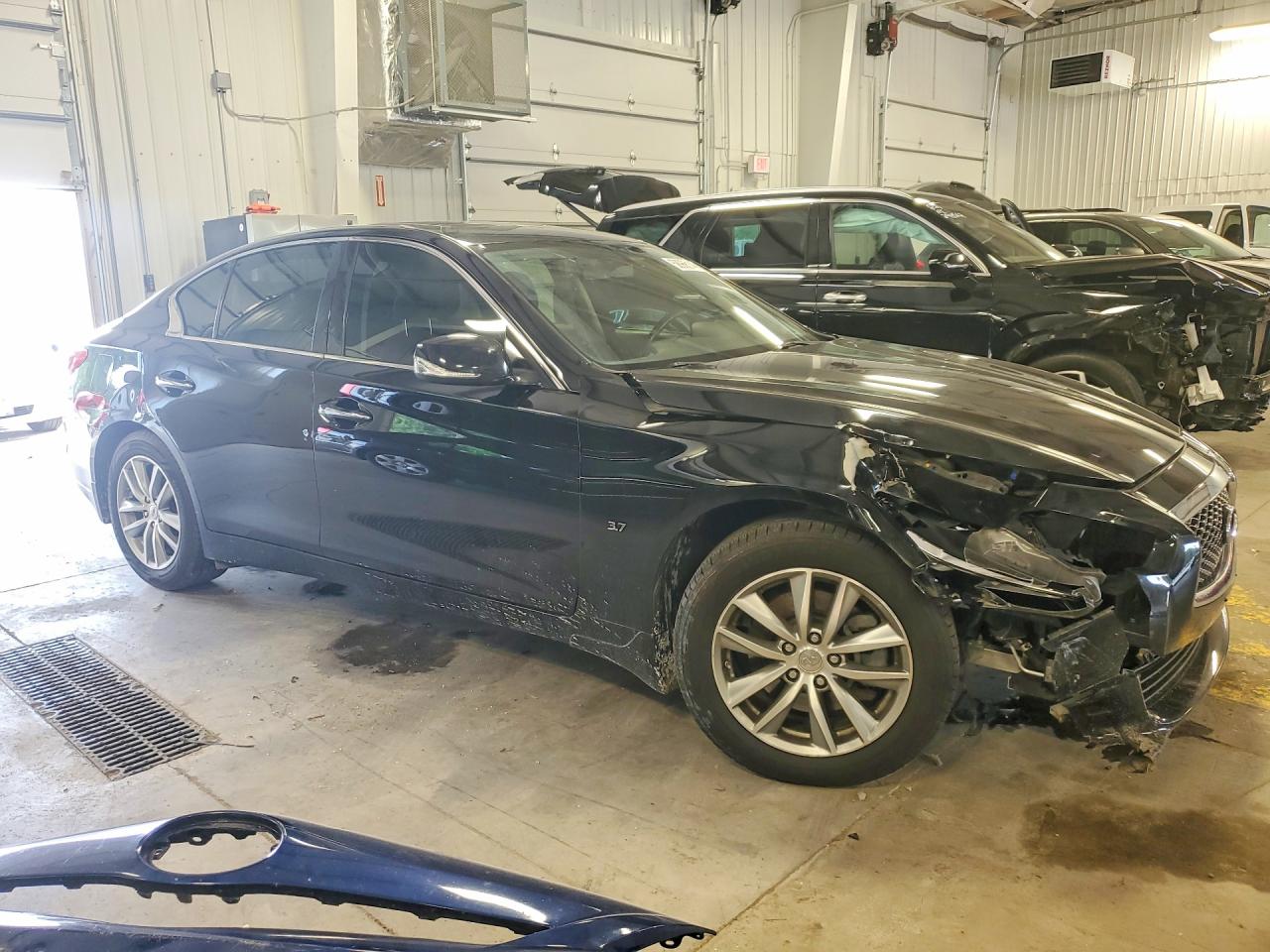 2015 Infiniti Q50 Base Black vin: JN1BV7ARXFM415198