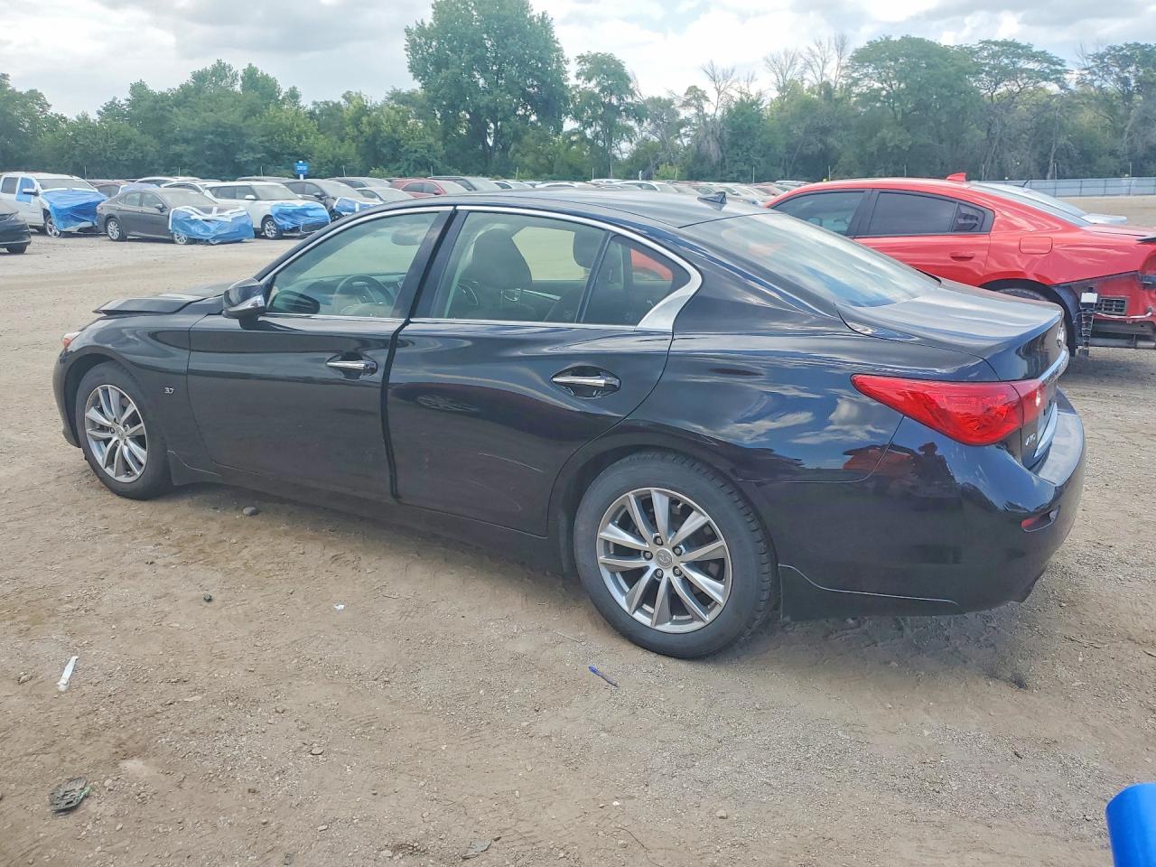2015 Infiniti Q50 Premium Black vin: JN1BV7ARXFM422796