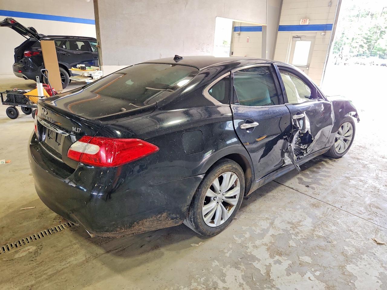 2011 Infiniti M37 Base Black vin: JN1BY1AP0BM320257