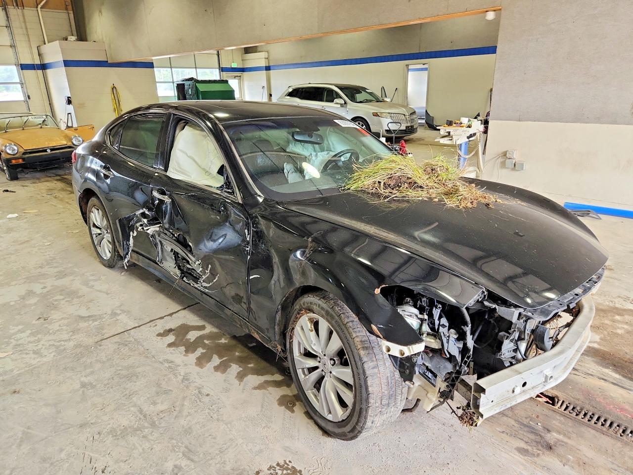 2011 Infiniti M37 Base Black vin: JN1BY1AP0BM320257