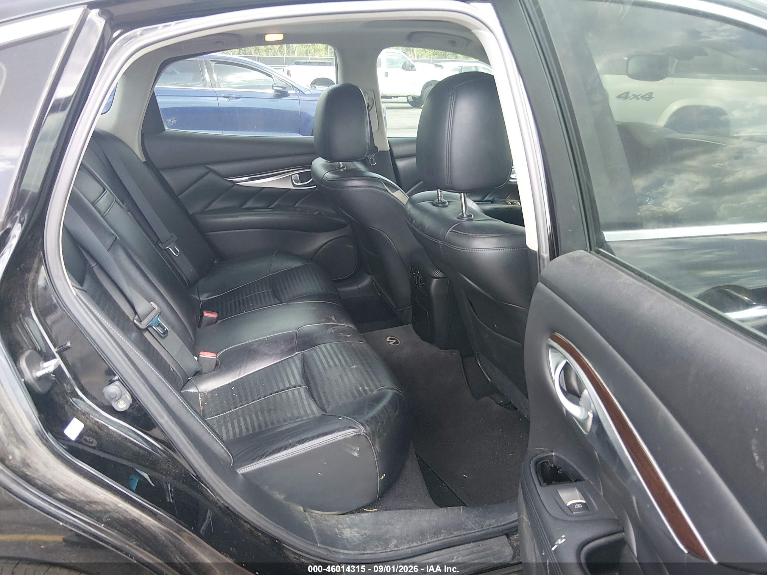 2011 Infiniti M37 Black vin: JN1BY1AP0BM322512