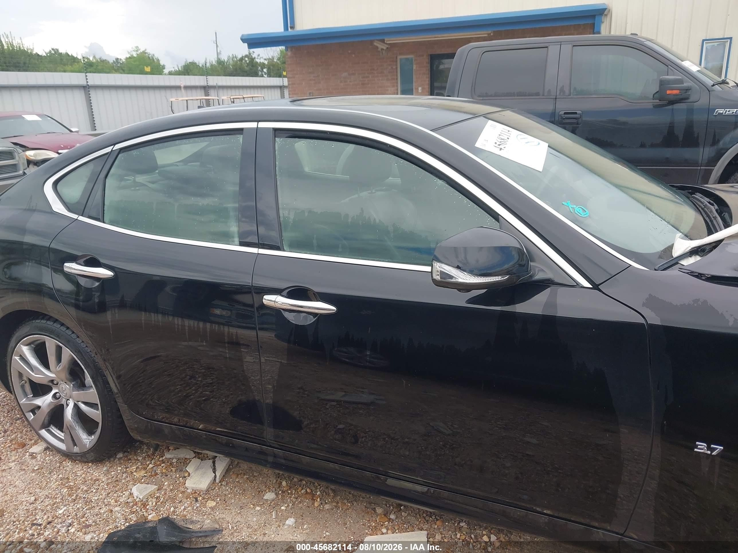 2015 Infiniti Q70 3.7 Black vin: JN1BY1AP0FM542299