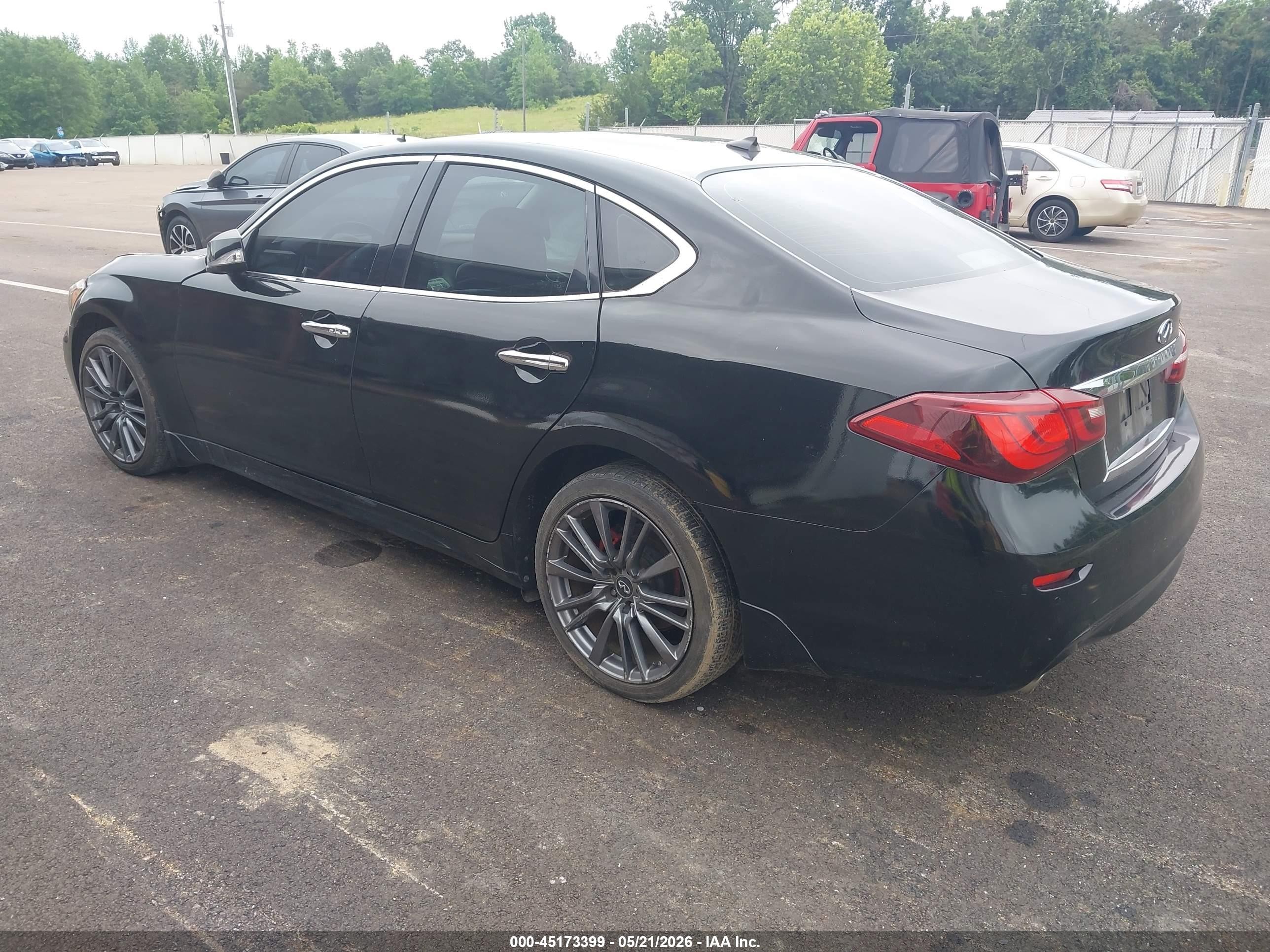 2015 Infiniti Q70 3.7 Черный vin: JN1BY1AP0FM542562