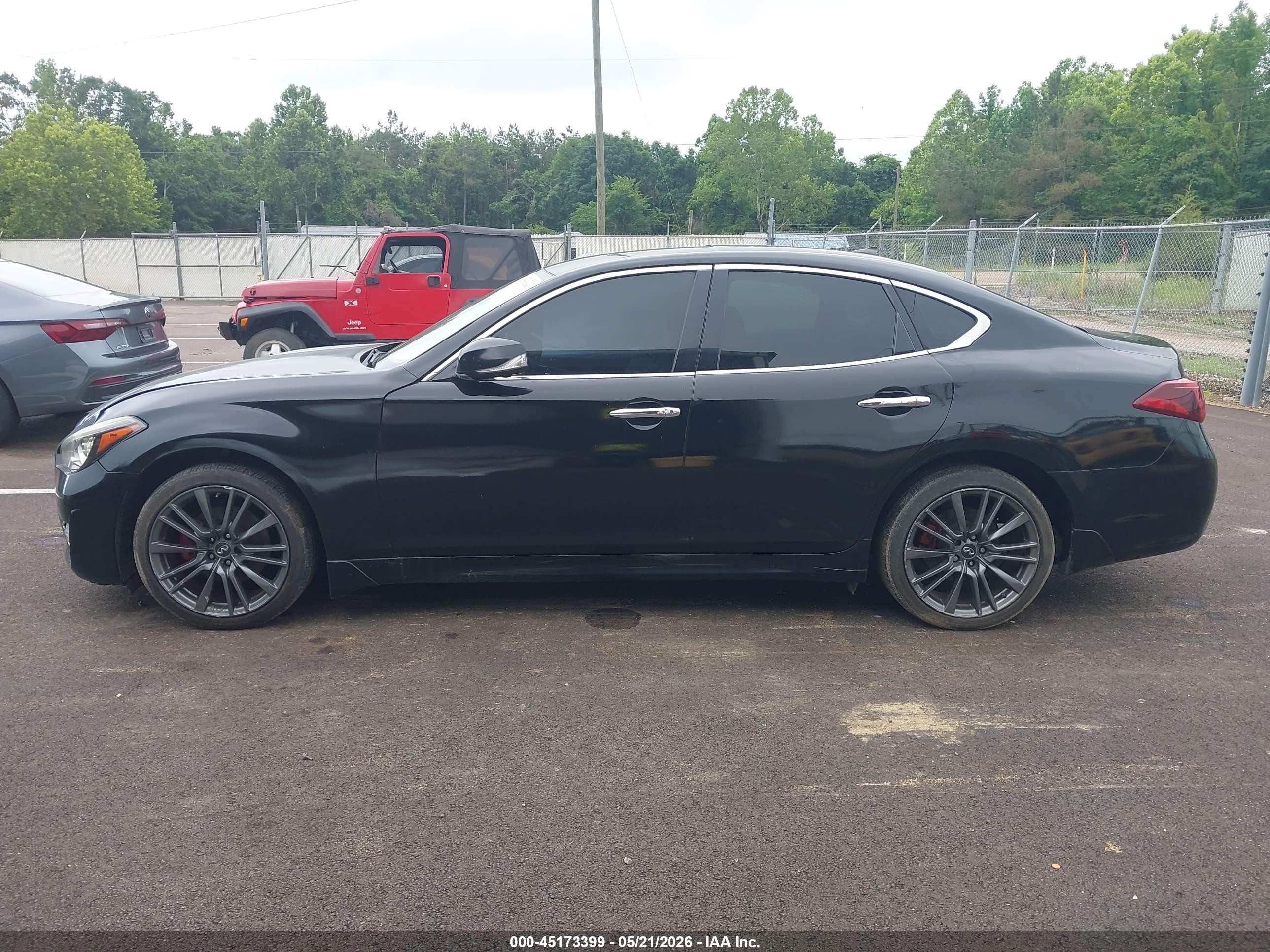 2015 Infiniti Q70 3.7 Черный vin: JN1BY1AP0FM542562