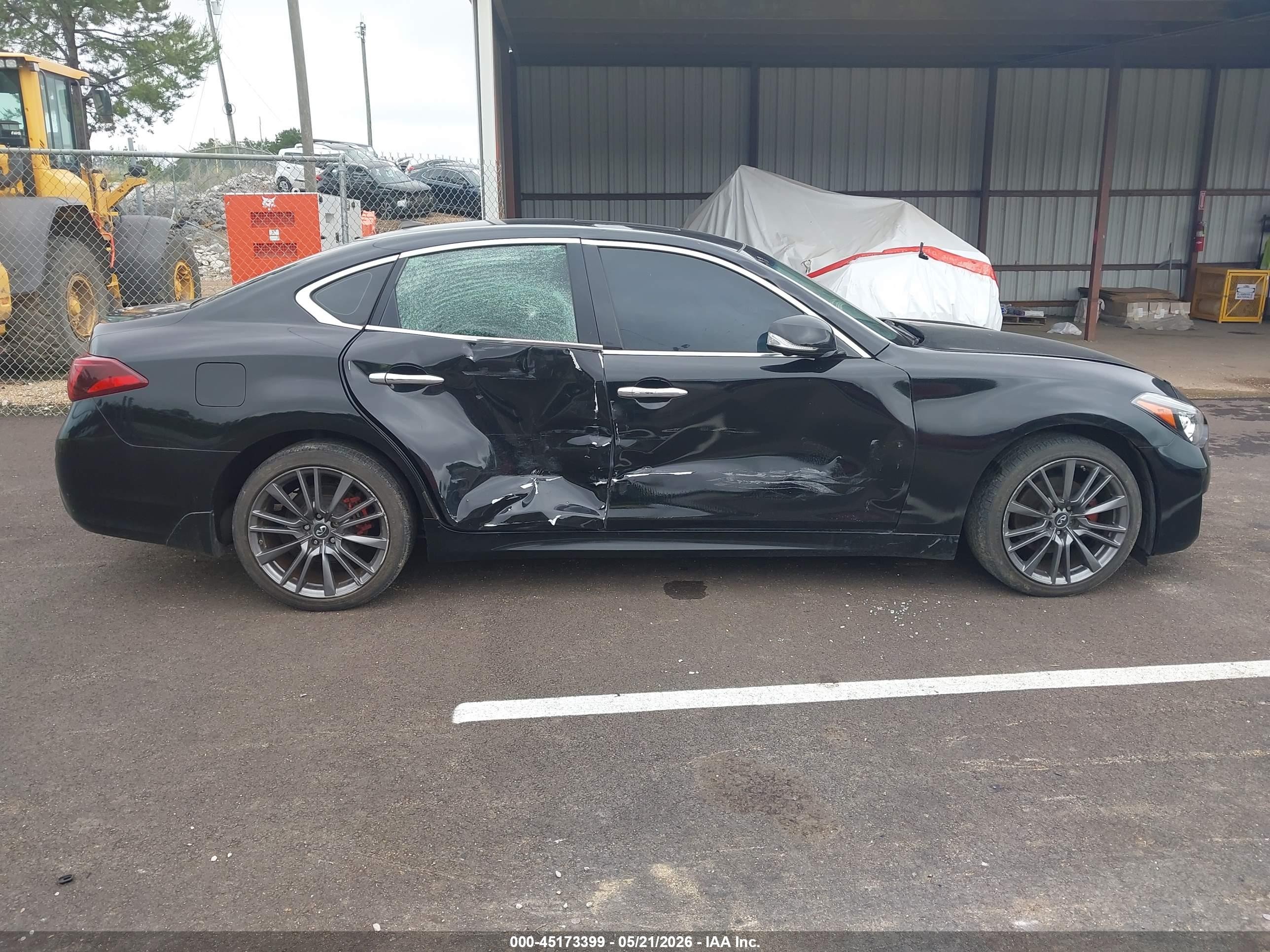 2015 Infiniti Q70 3.7 Черный vin: JN1BY1AP0FM542562
