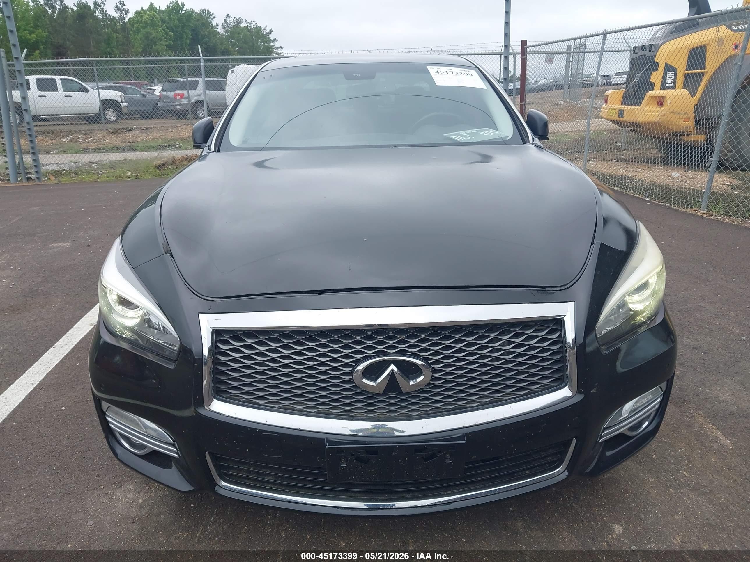2015 Infiniti Q70 3.7 Черный vin: JN1BY1AP0FM542562