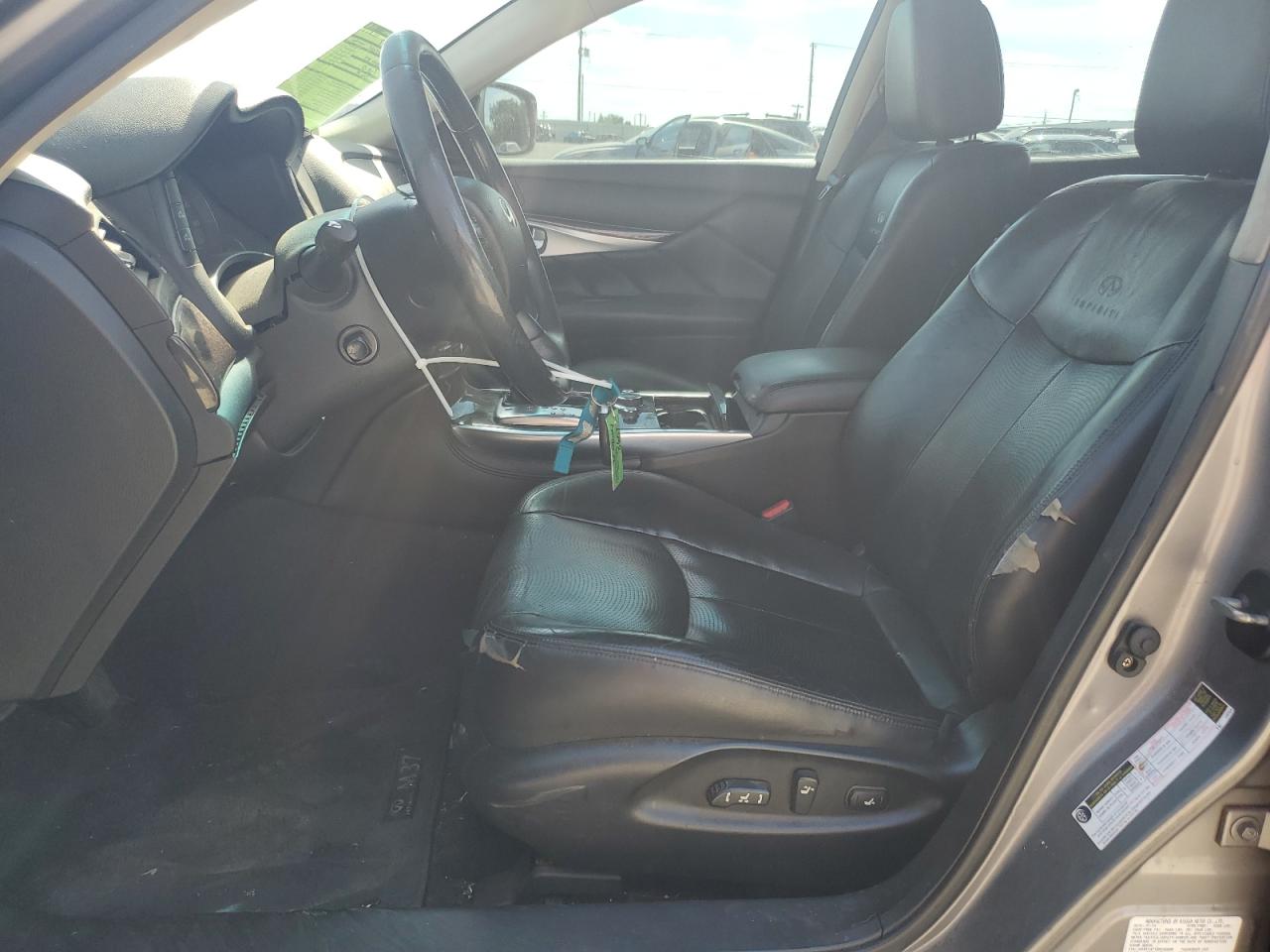 2012 Infiniti M37 Silver vin: JN1BY1AP1CM335898