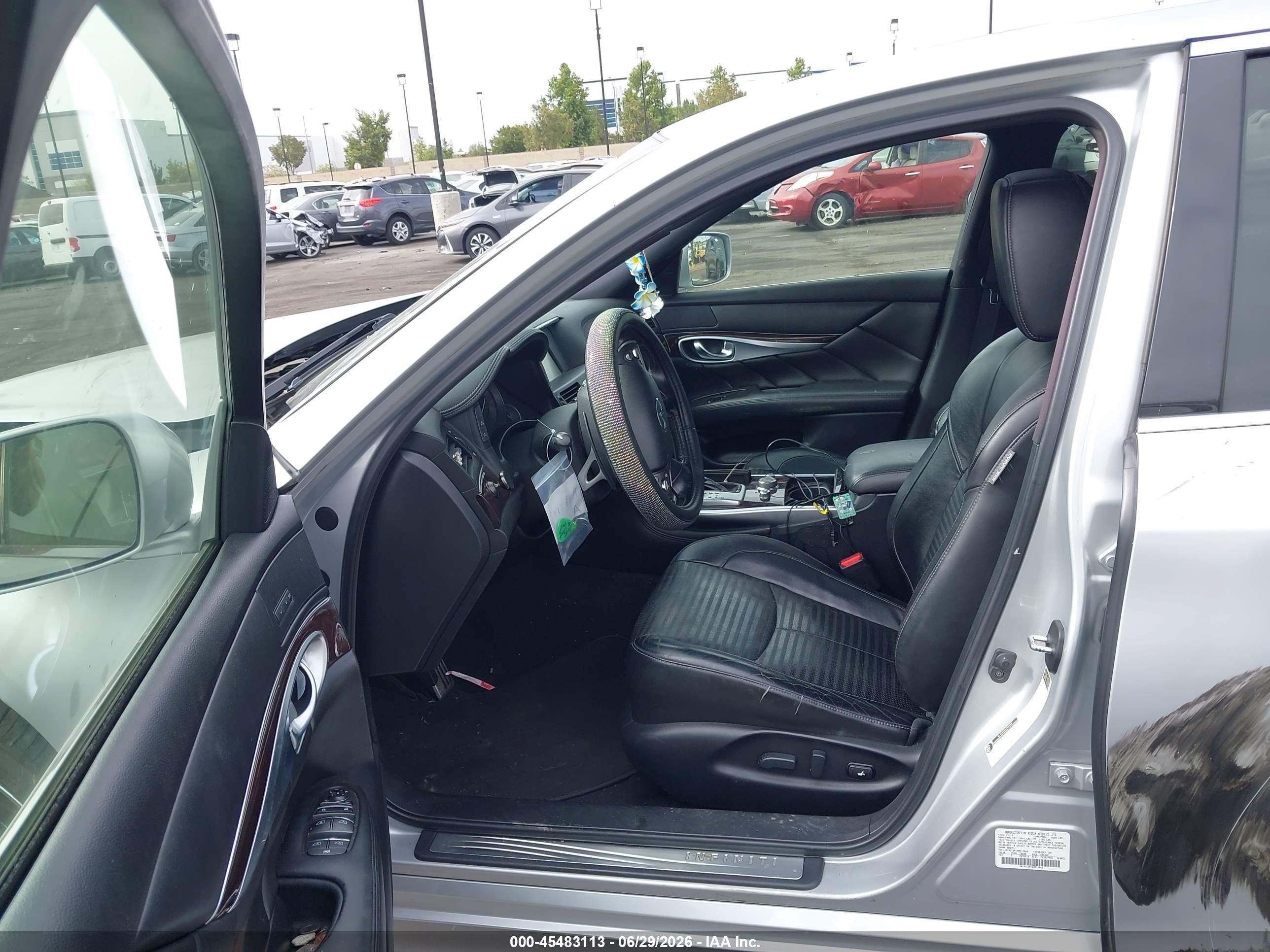 2013 Infiniti M37   Silver vin: JN1BY1AP1DM513844