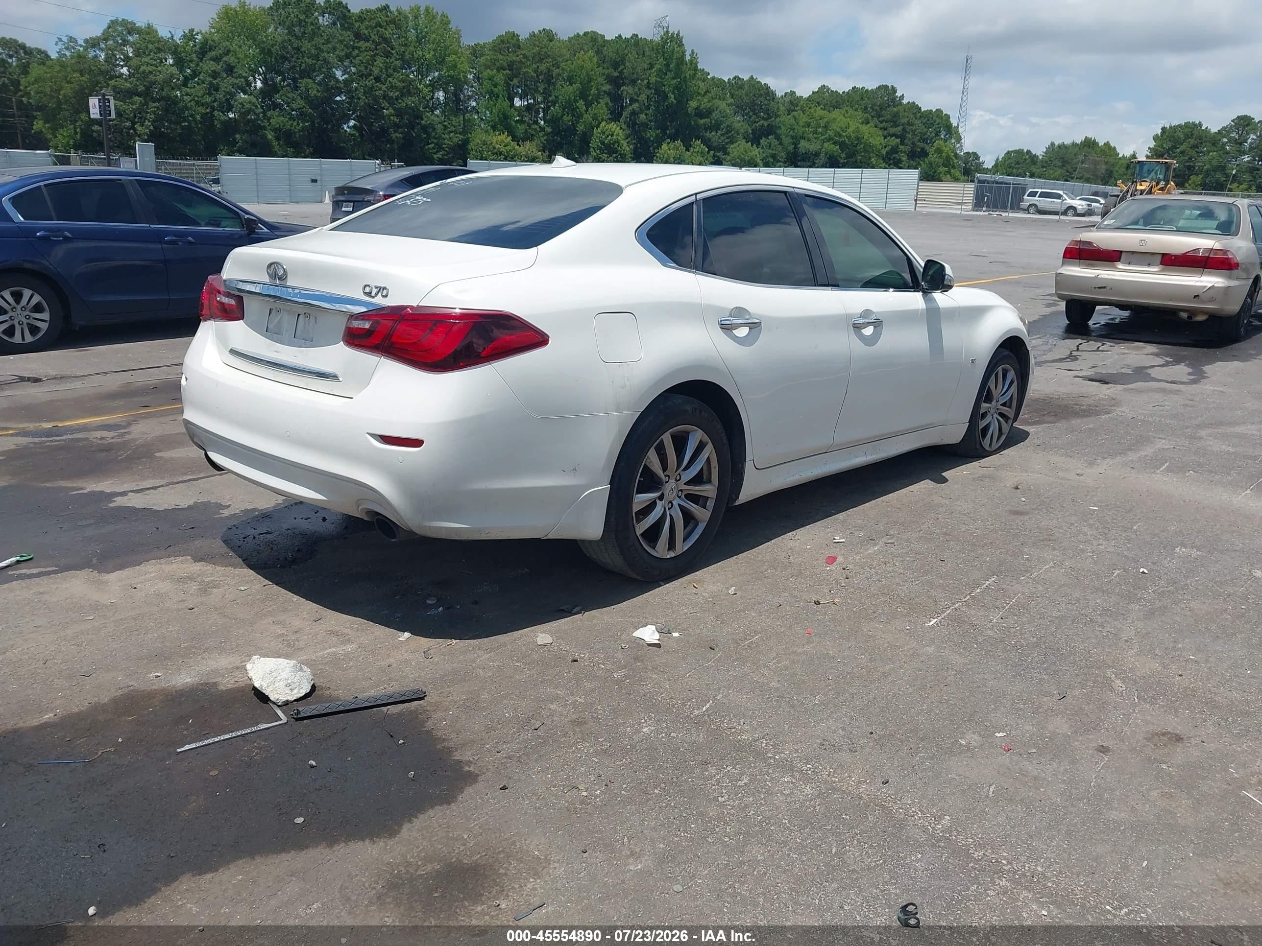 2015 Infiniti Q70 3.7 White vin: JN1BY1AP1FM541209