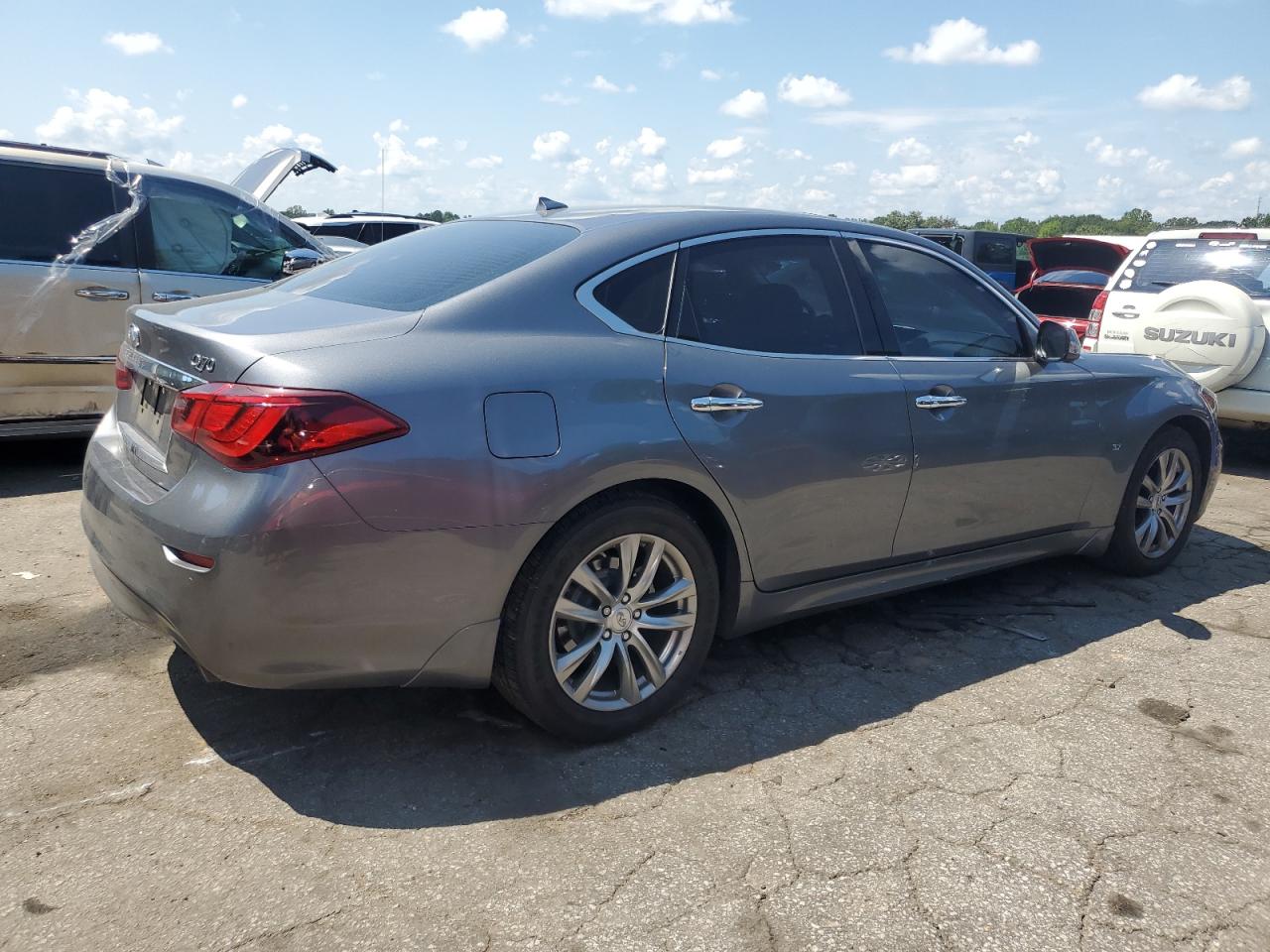 2019 Infiniti Q70 3.7 Luxe Gray vin: JN1BY1AP1KM505885