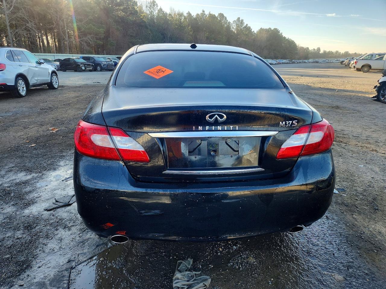 2011 Infiniti M37 Base Black vin: JN1BY1AP2BM326531