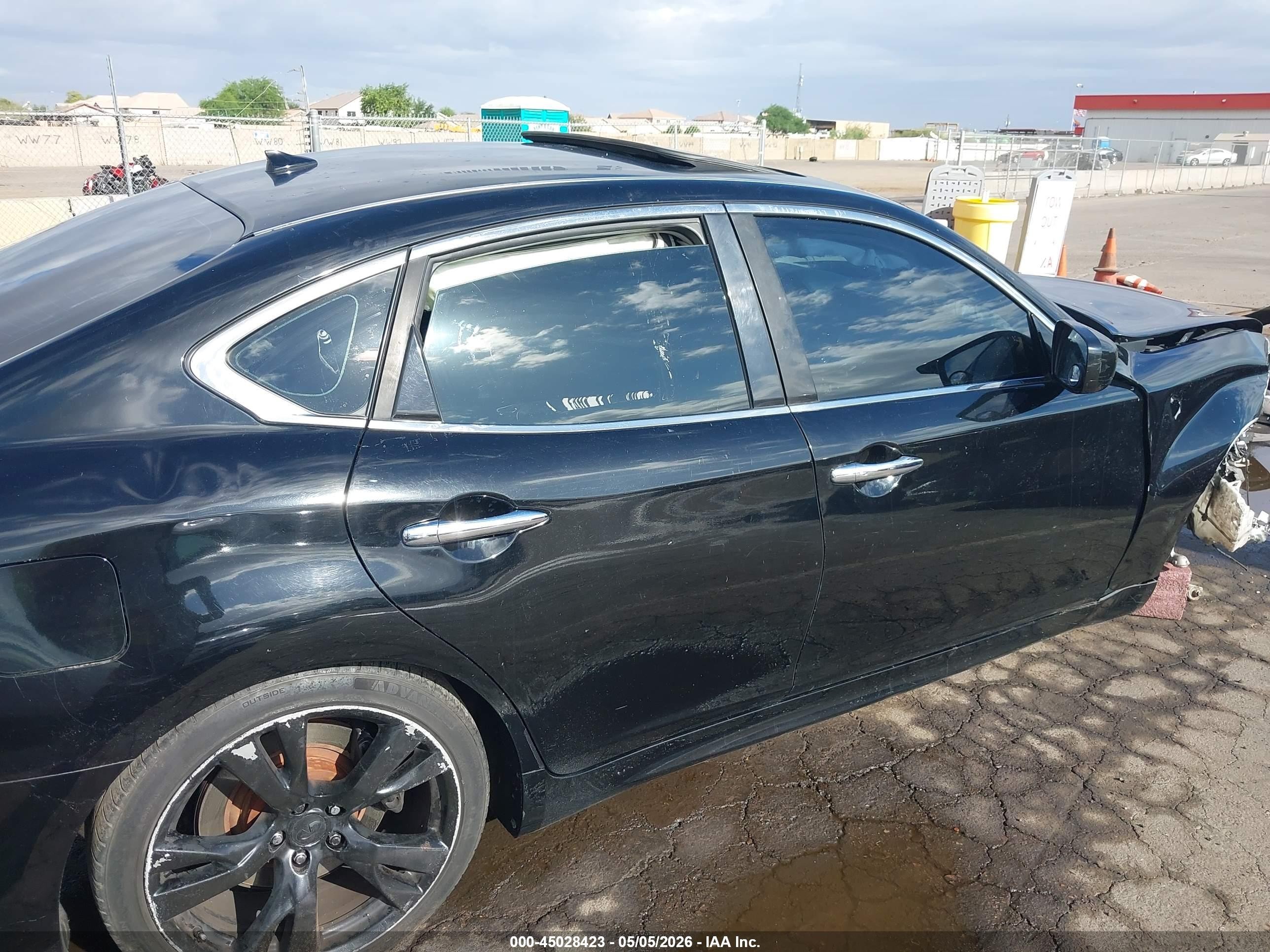 2012 Infiniti M37   Black vin: JN1BY1AP2CM335568