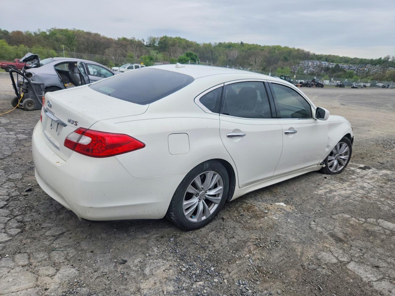 2012 Infiniti M37 Base White vin: JN1BY1AP2CM336039