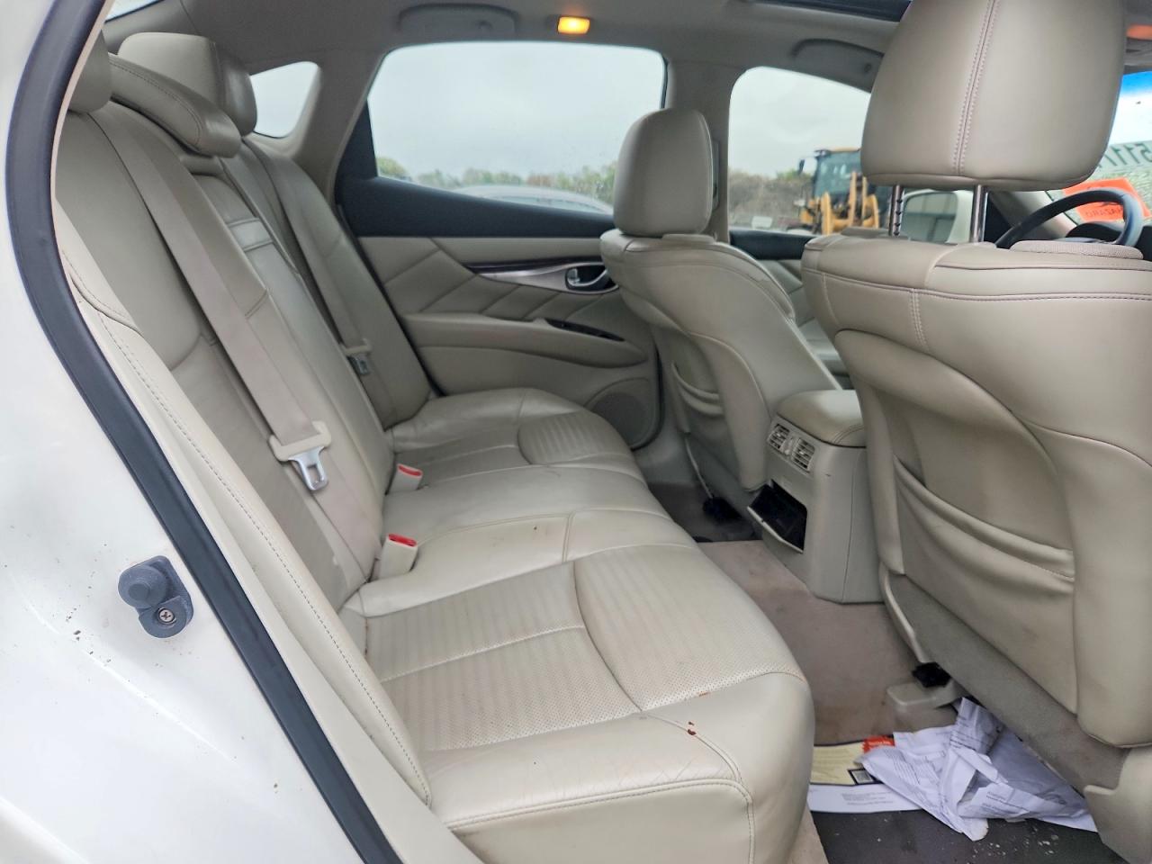 2012 Infiniti M37 Base White vin: JN1BY1AP2CM336039