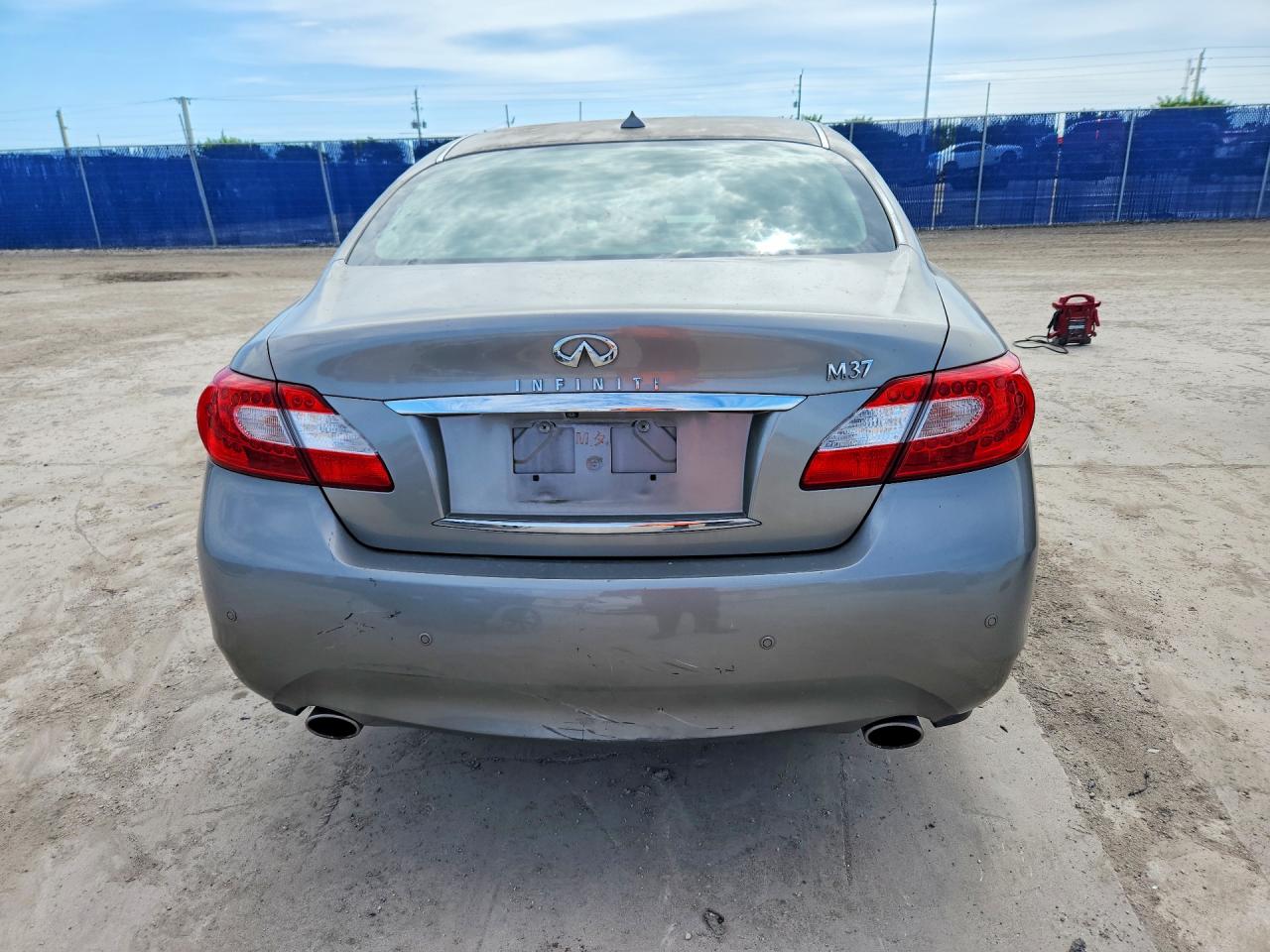 2013 Infiniti M37 Base Gray vin: JN1BY1AP3DM510170