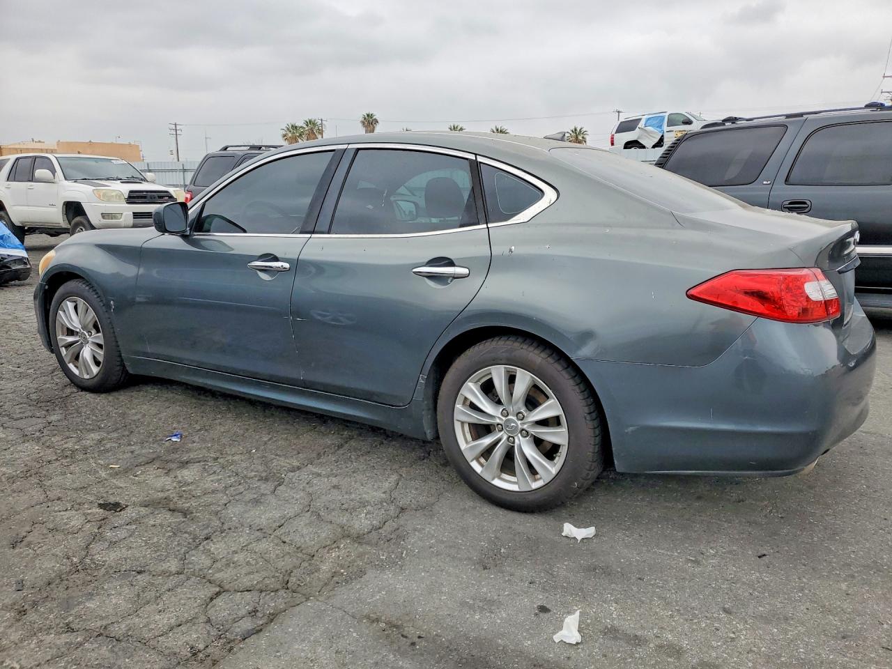 2011 Infiniti M37 Base Green vin: JN1BY1AP4BM320956