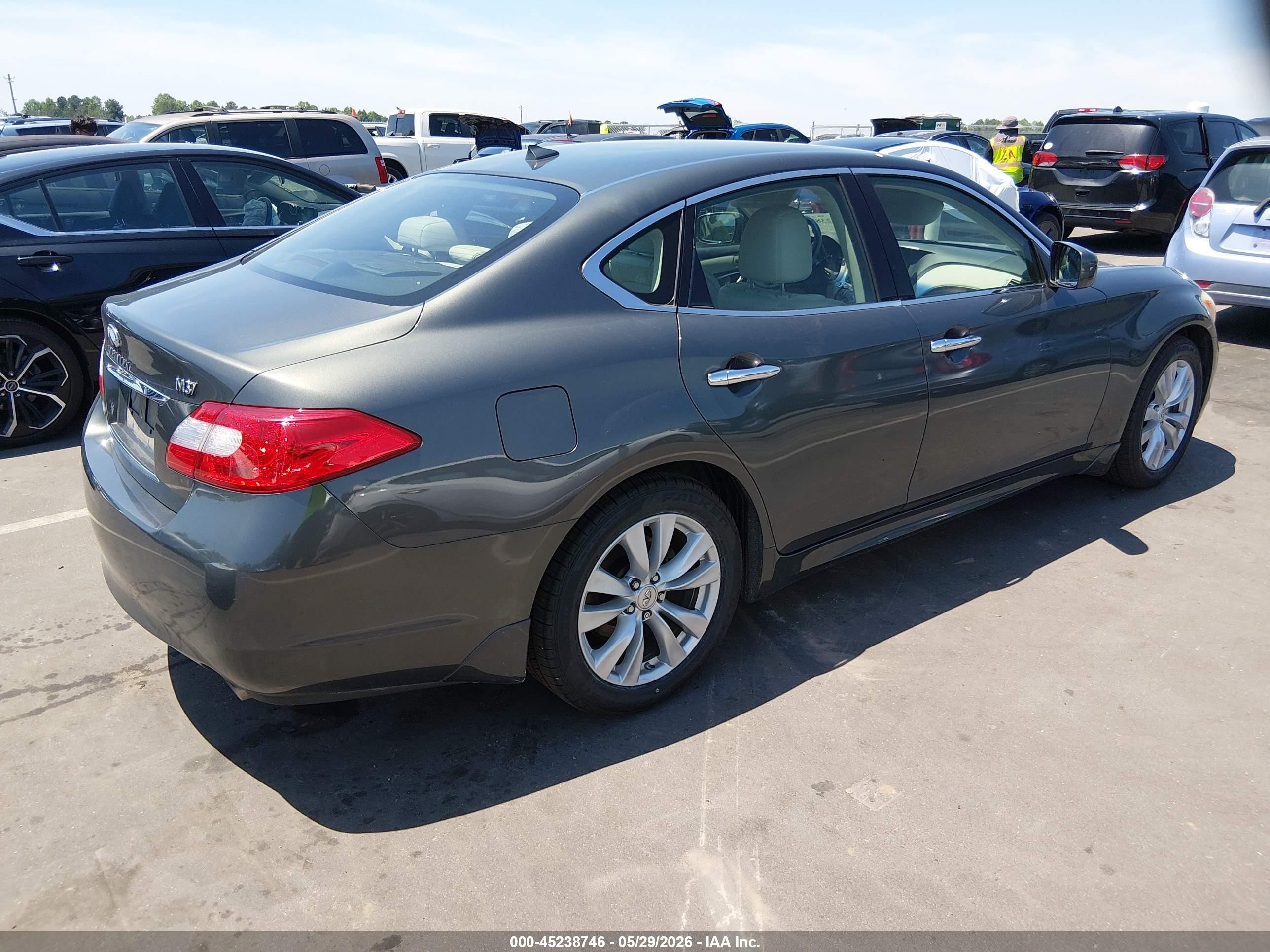2011 Infiniti M37   Black vin: JN1BY1AP4BM321556