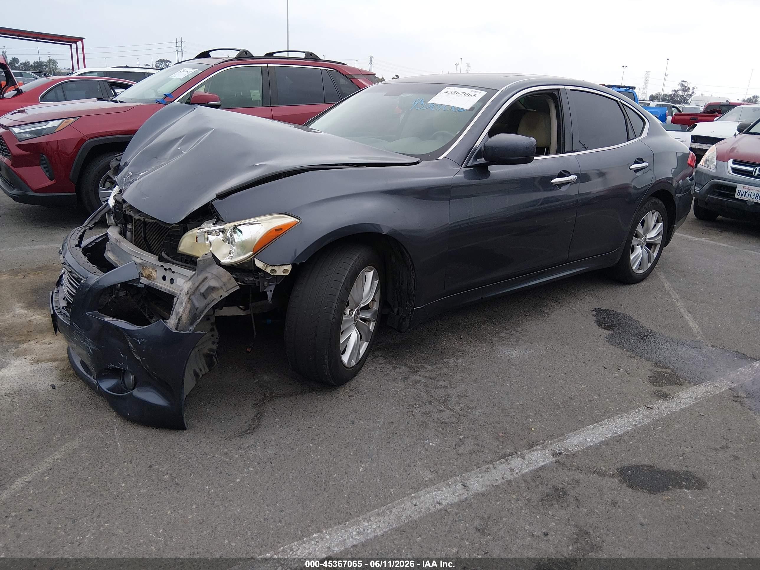 2011 Infiniti M37   Gray vin: JN1BY1AP4BM325283