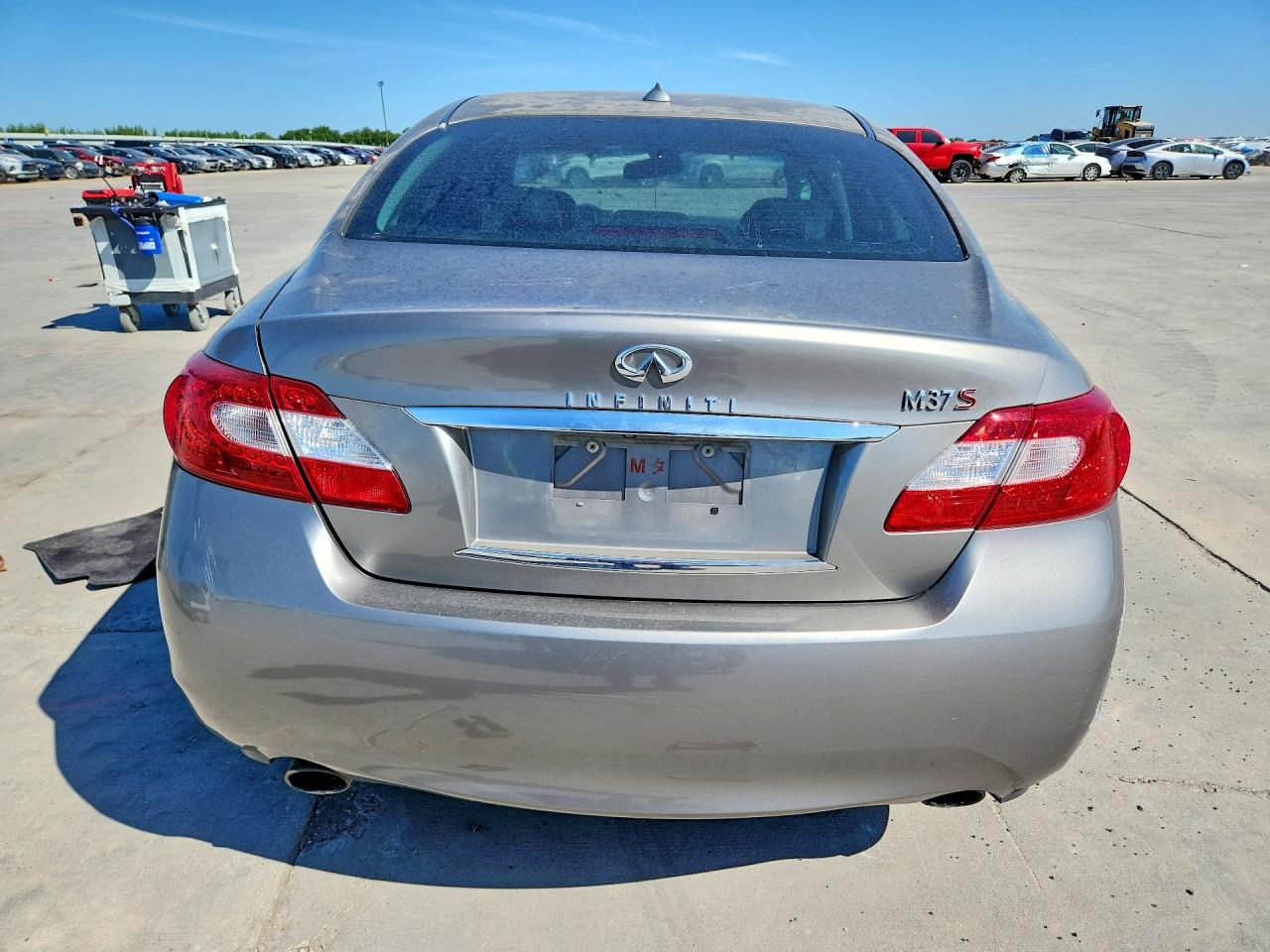 2011 Infiniti M37 Base Gray vin: JN1BY1AP4BM325834