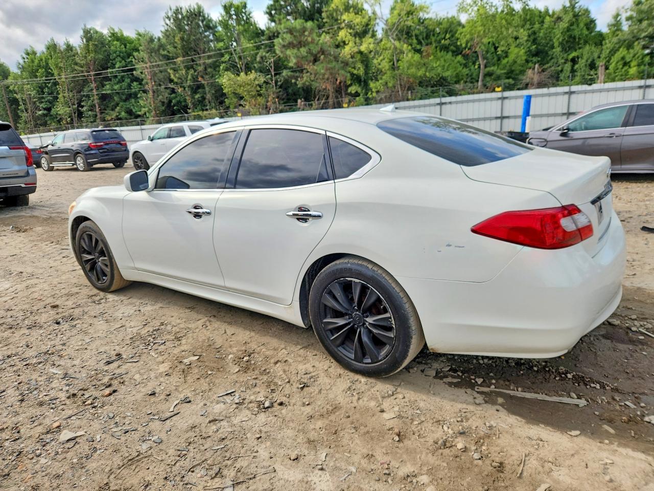 2011 Infiniti M37 Base White vin: JN1BY1AP4BM326787