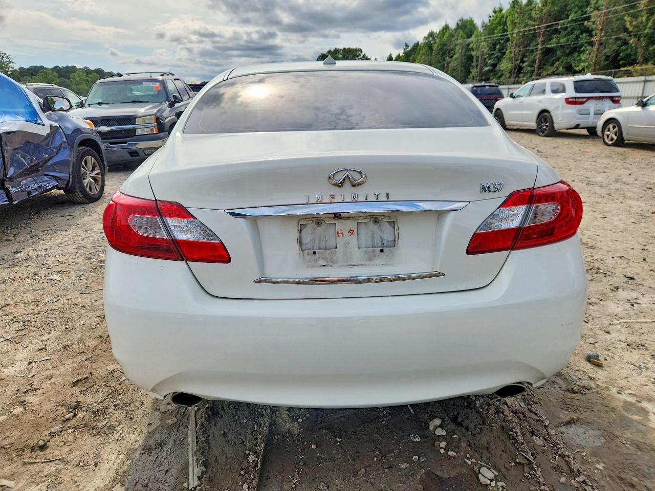 2011 Infiniti M37 Base White vin: JN1BY1AP4BM326787