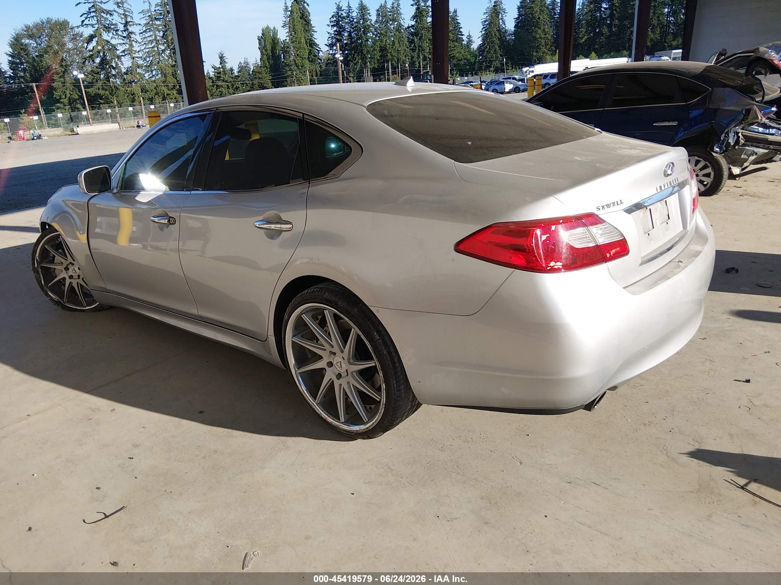 2012 Infiniti M37   Серебряный vin: JN1BY1AP4CM332137