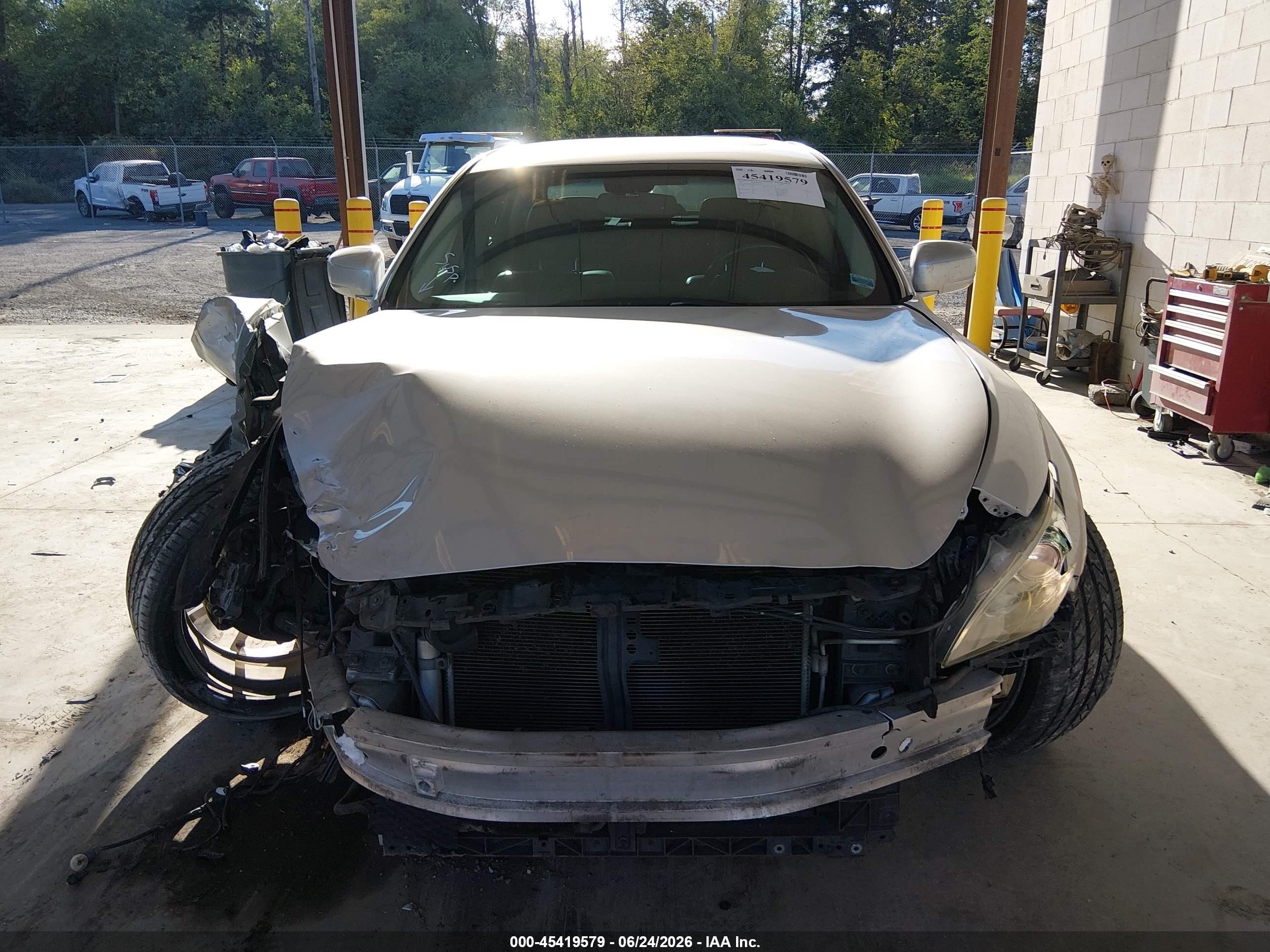 2012 Infiniti M37   Серебряный vin: JN1BY1AP4CM332137