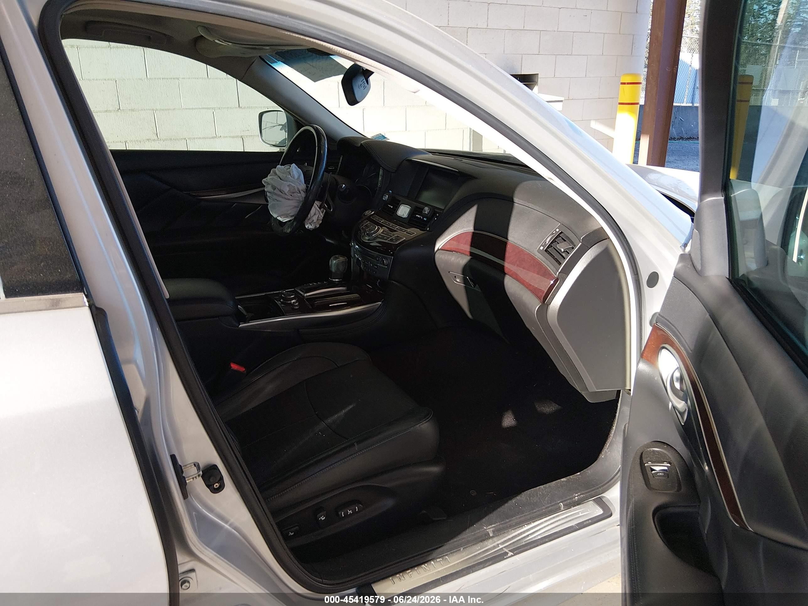 2012 Infiniti M37   Серебряный vin: JN1BY1AP4CM332137