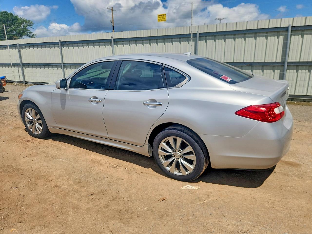 2012 Infiniti M37 Base Silver vin: JN1BY1AP4CM334101