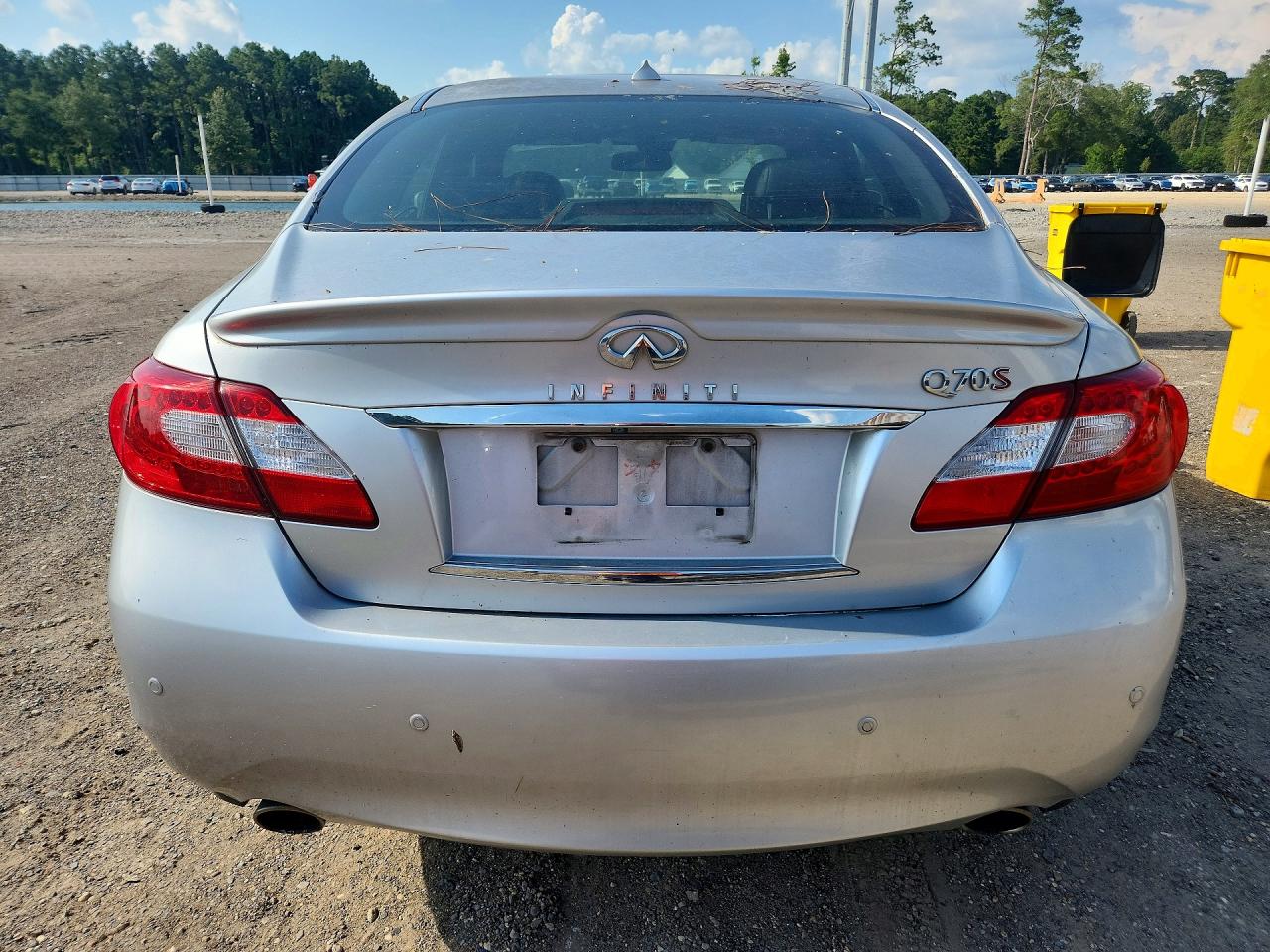 2014 Infiniti Q70 3.7 Silver vin: JN1BY1AP4EM260553