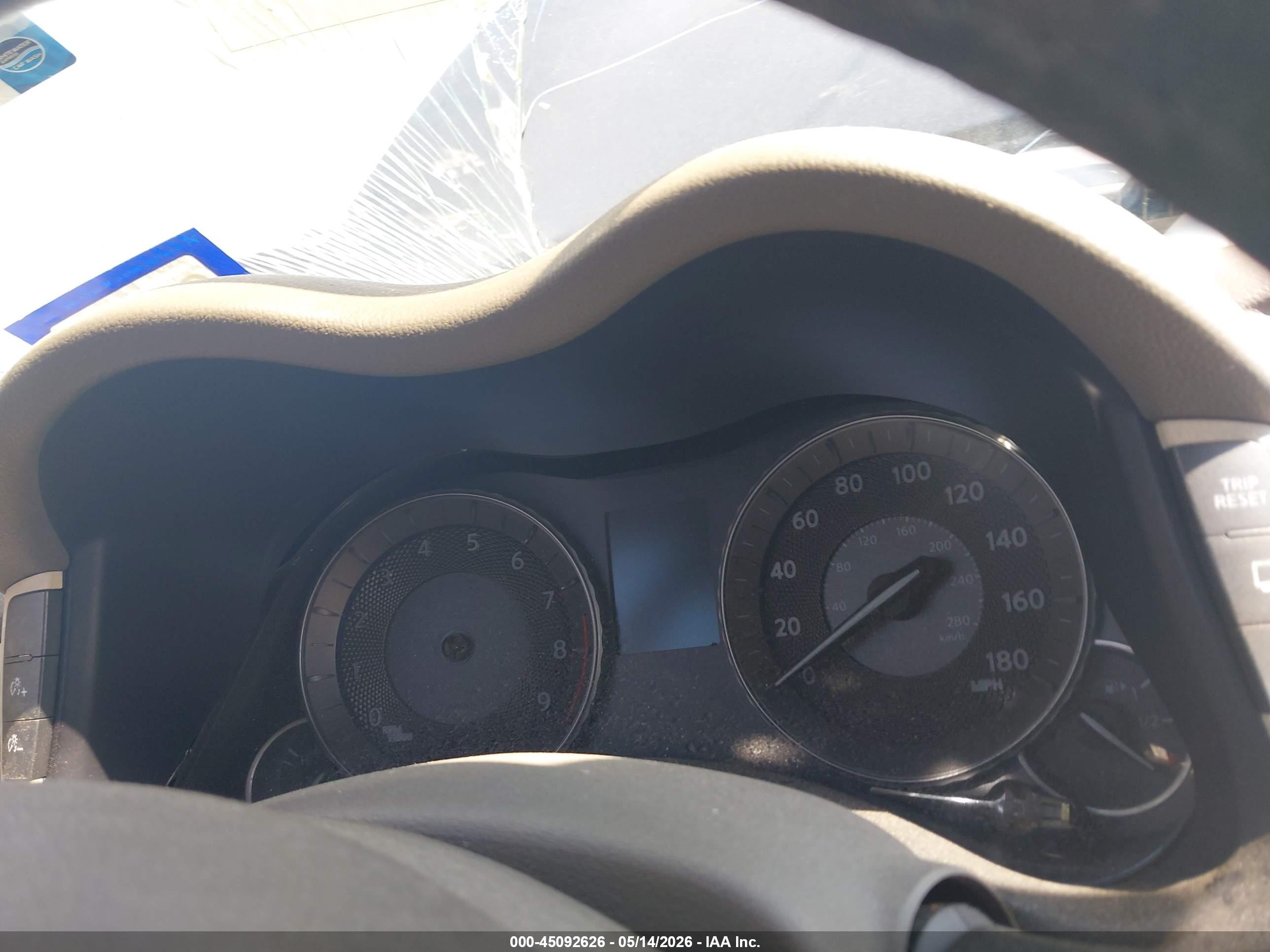 2018 Infiniti Q70 3.7 Luxe Blue vin: JN1BY1AP4JM180163