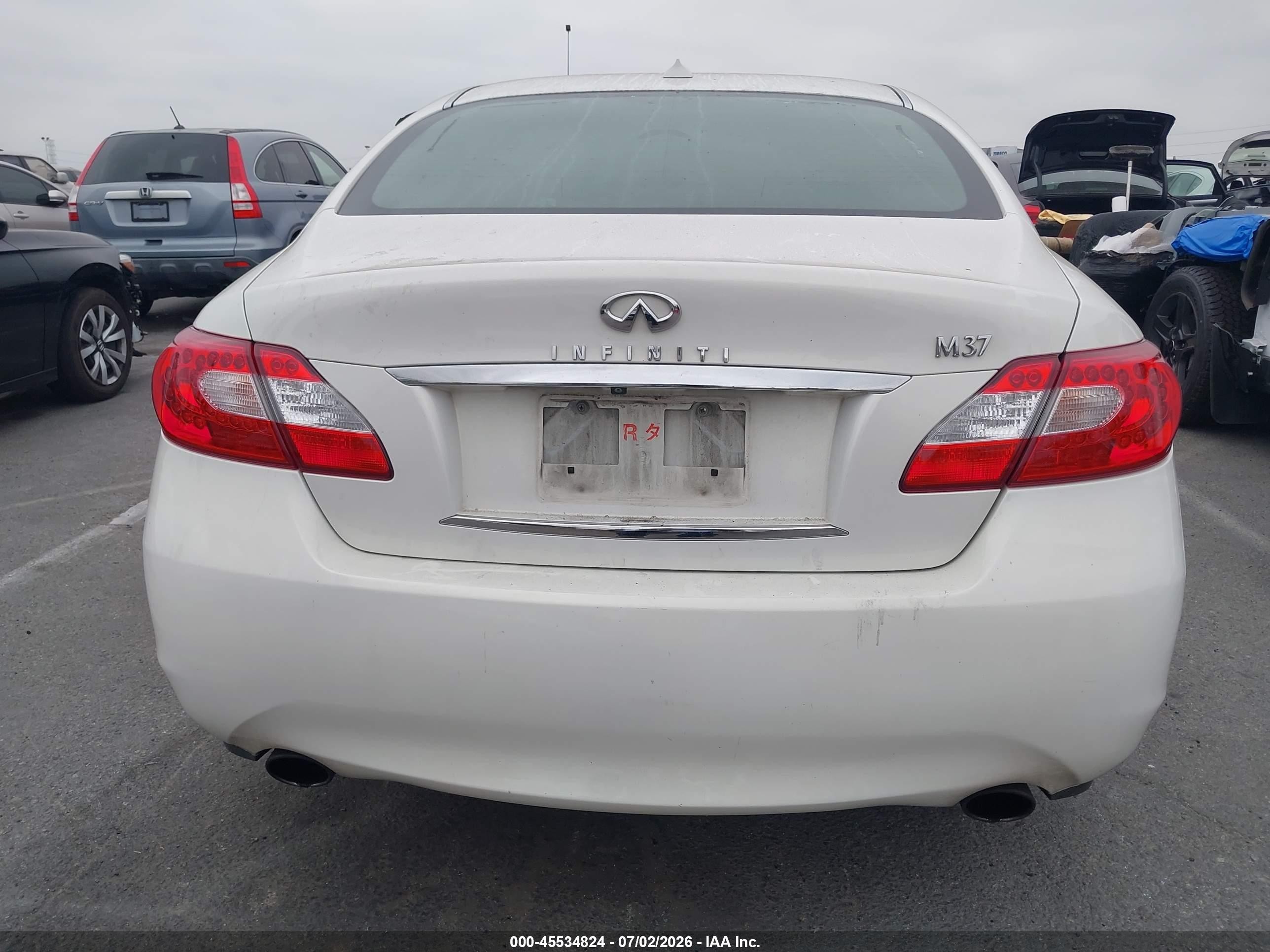 2011 Infiniti M37   White vin: JN1BY1AP5BM326491