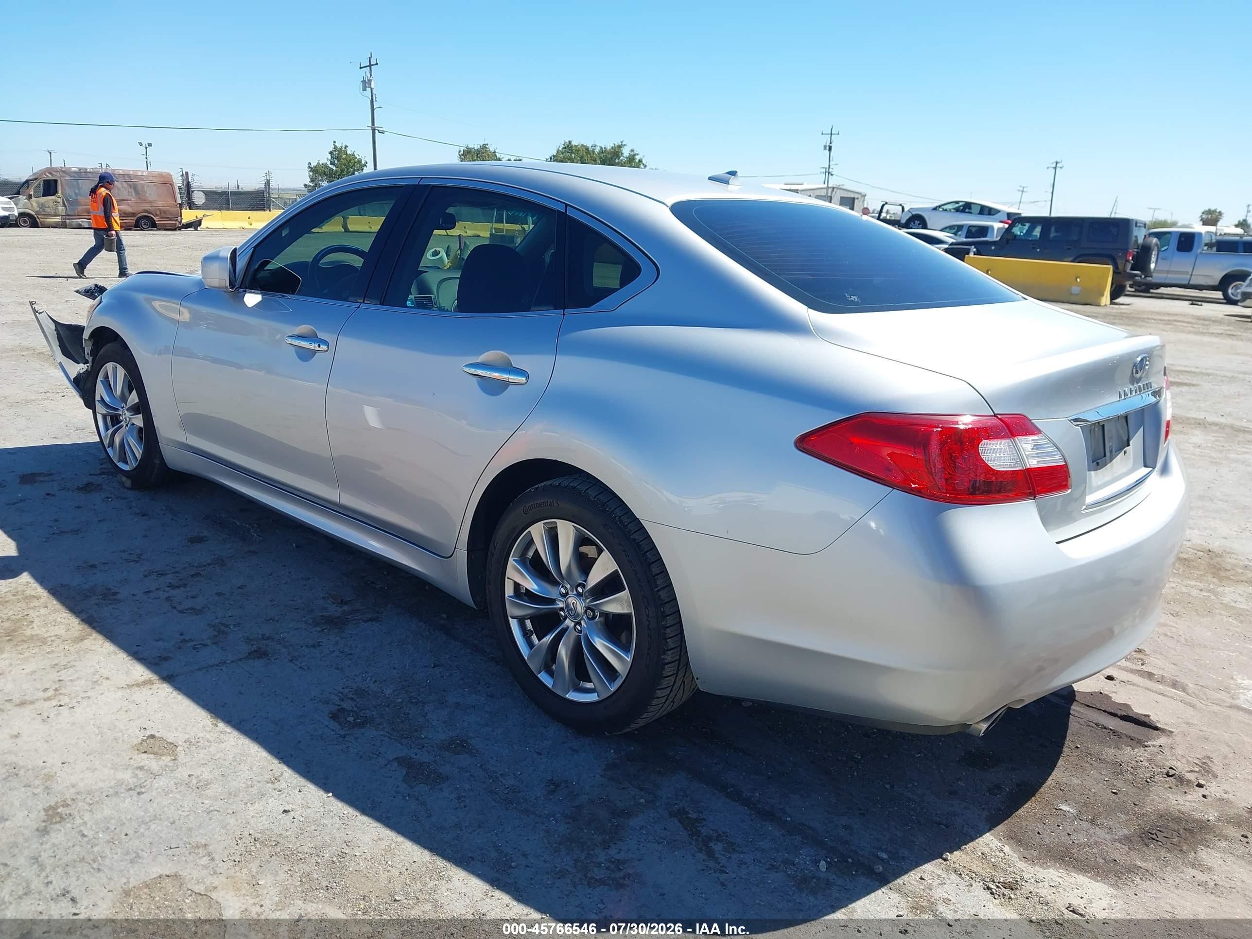 2012 Infiniti M37   Серебряный vin: JN1BY1AP5CM330901