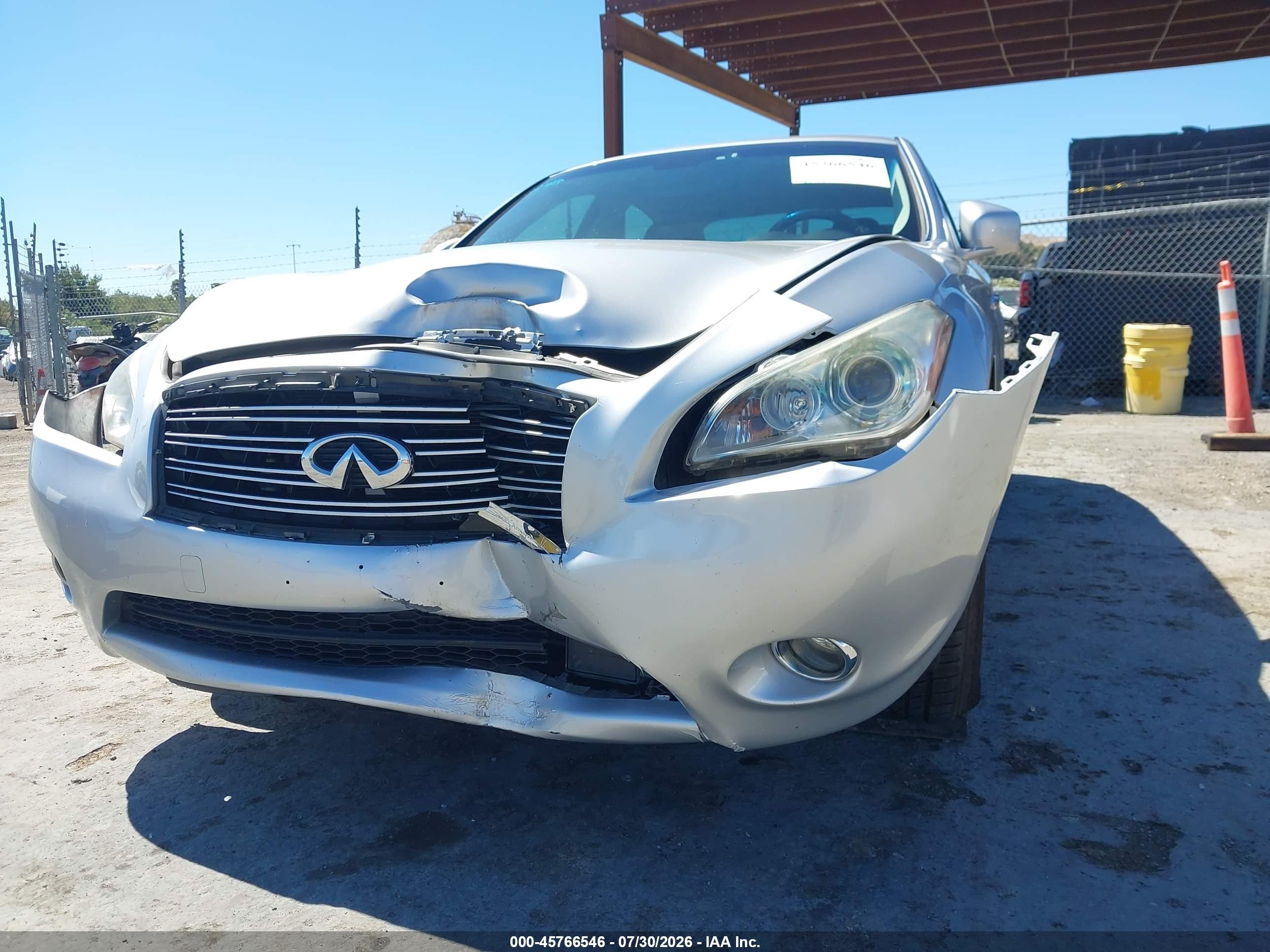 2012 Infiniti M37   Серебряный vin: JN1BY1AP5CM330901