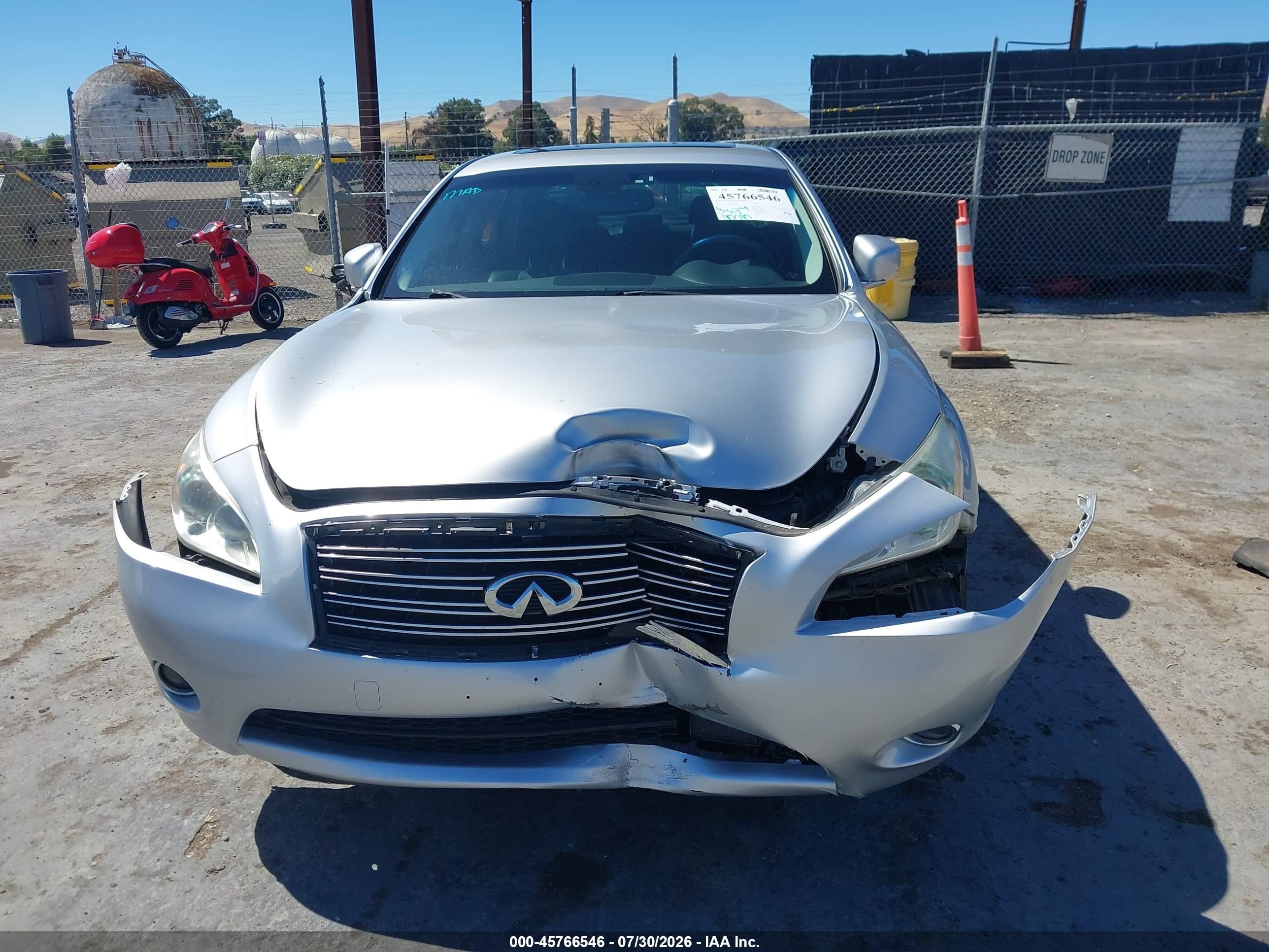 2012 Infiniti M37   Серебряный vin: JN1BY1AP5CM330901