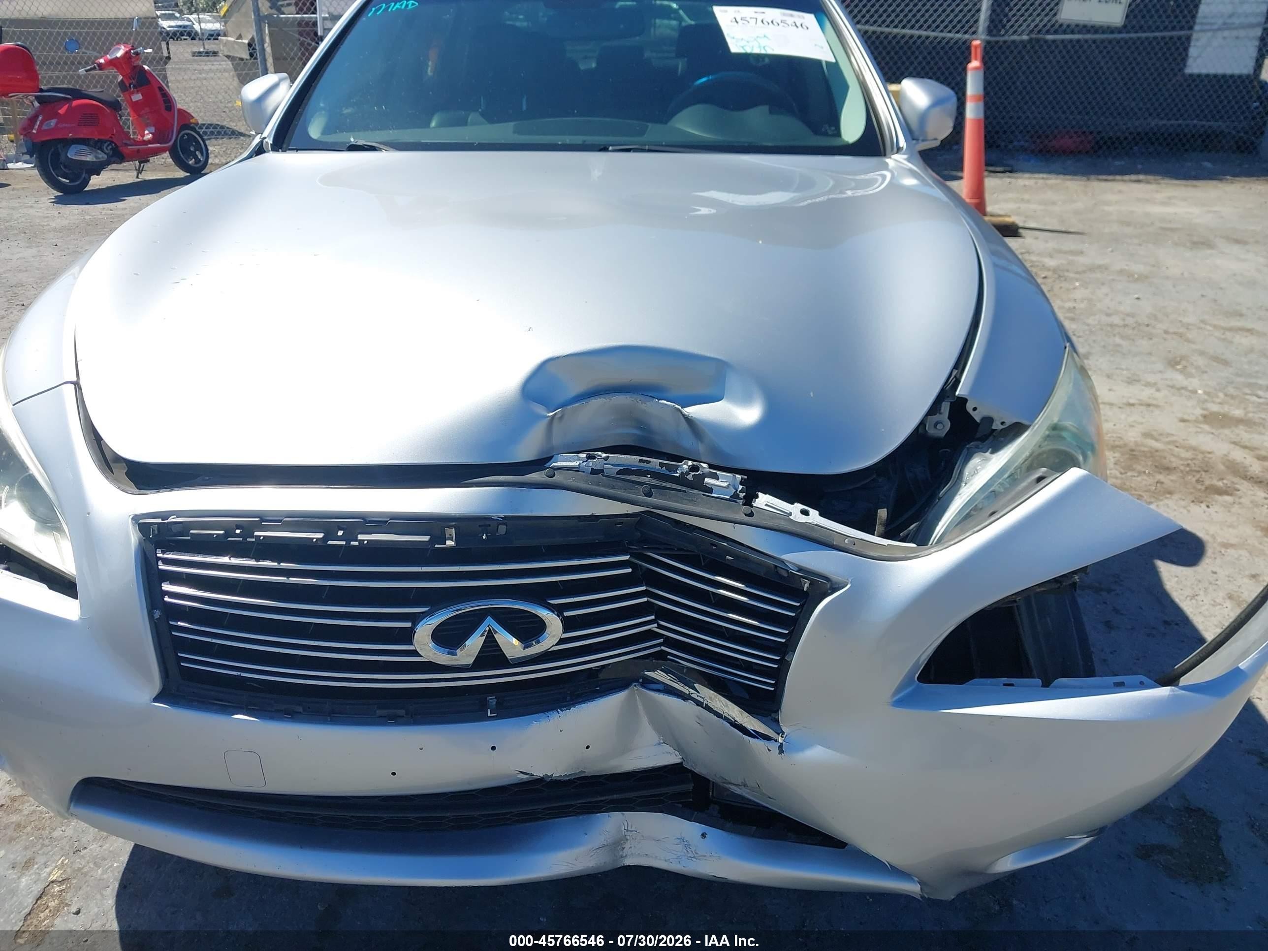 2012 Infiniti M37   Серебряный vin: JN1BY1AP5CM330901