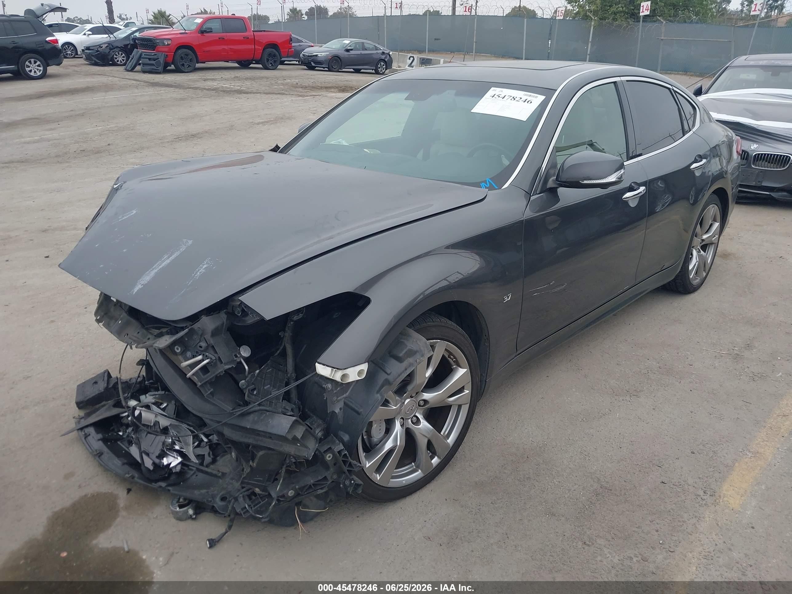 2015 Infiniti Q70 3.7 Gray vin: JN1BY1AP5FM540502
