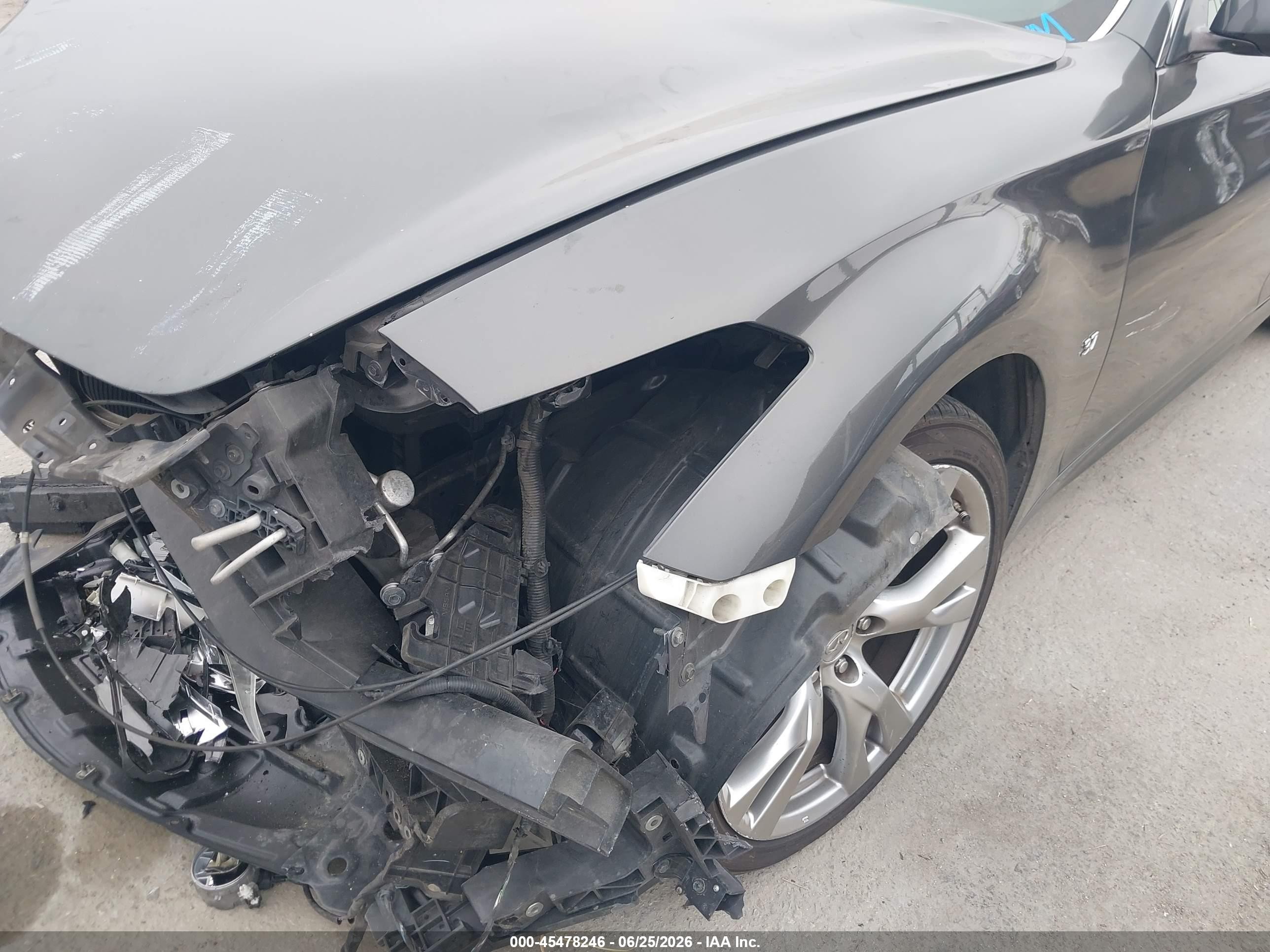 2015 Infiniti Q70 3.7 Gray vin: JN1BY1AP5FM540502
