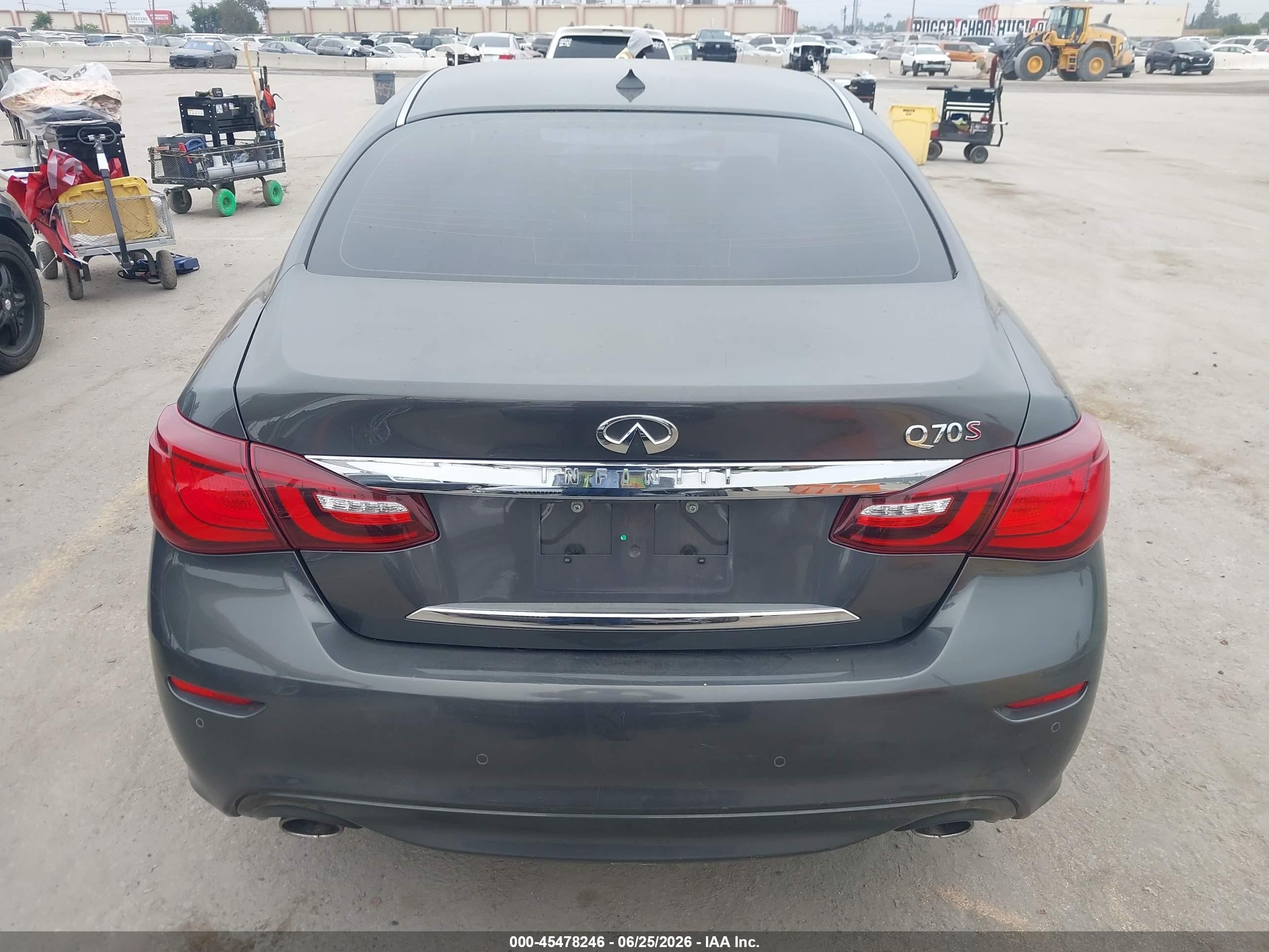 2015 Infiniti Q70 3.7 Gray vin: JN1BY1AP5FM540502